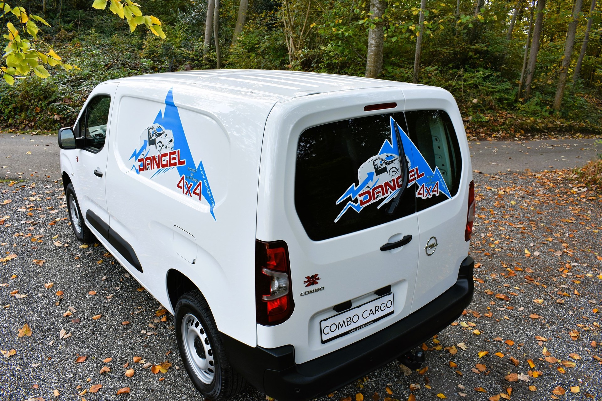 OPEL Combo Cargo 1.5 XL Enjoy s/s 4x4-image-4
