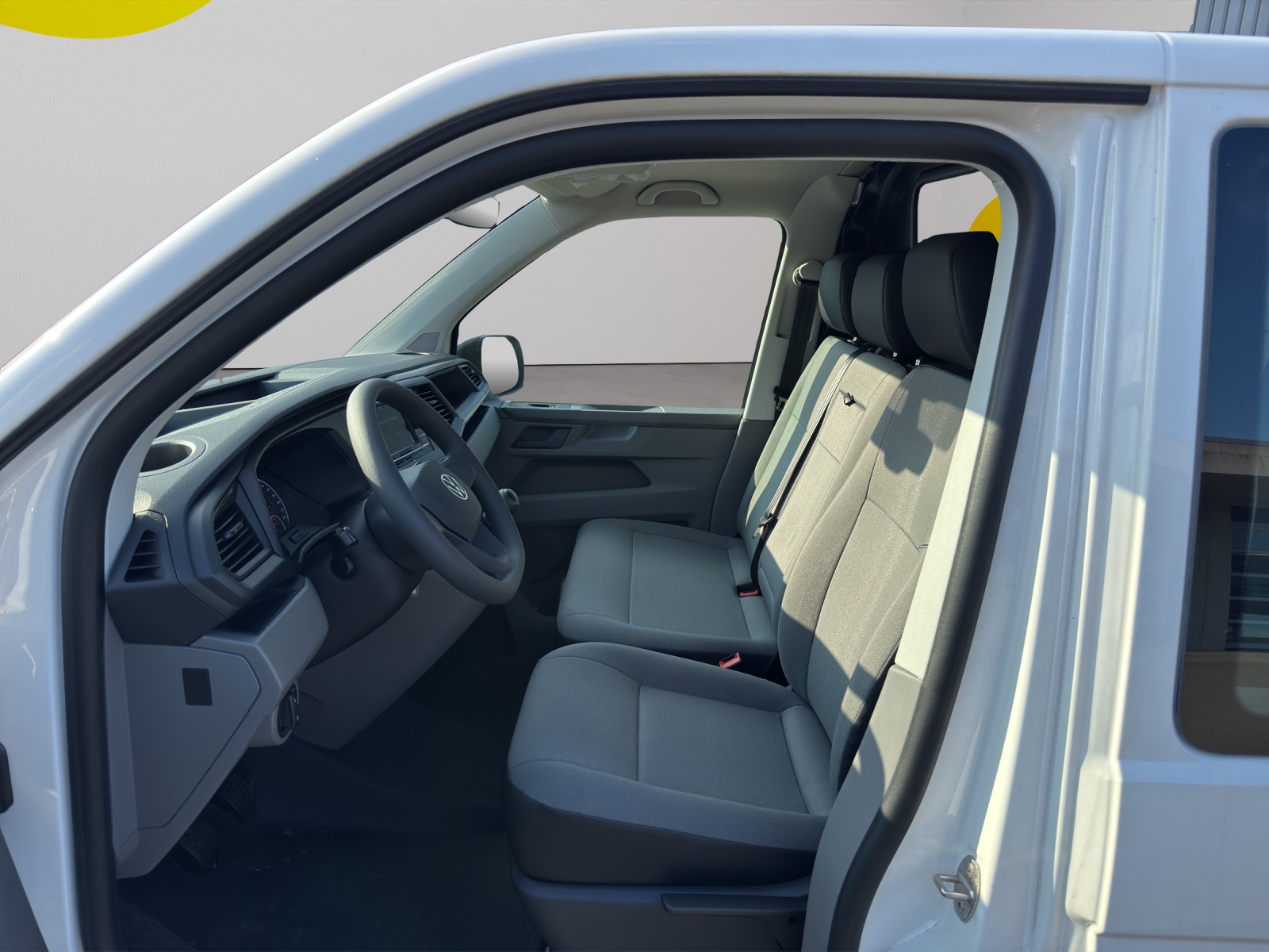 VW T6.1 2.0 TDI-image-4