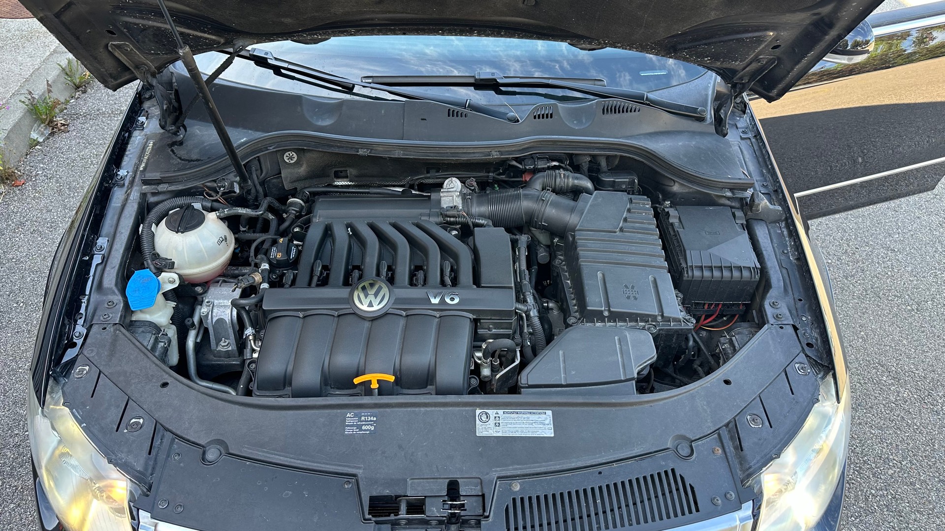 VW Passat Variant R36 4Motion-image-14