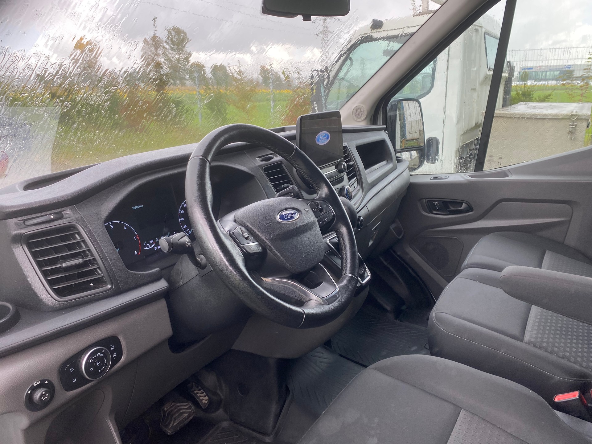 FORD Transit 350 L4 Trend 2.0 TDCi 170 FWD A-image-4
