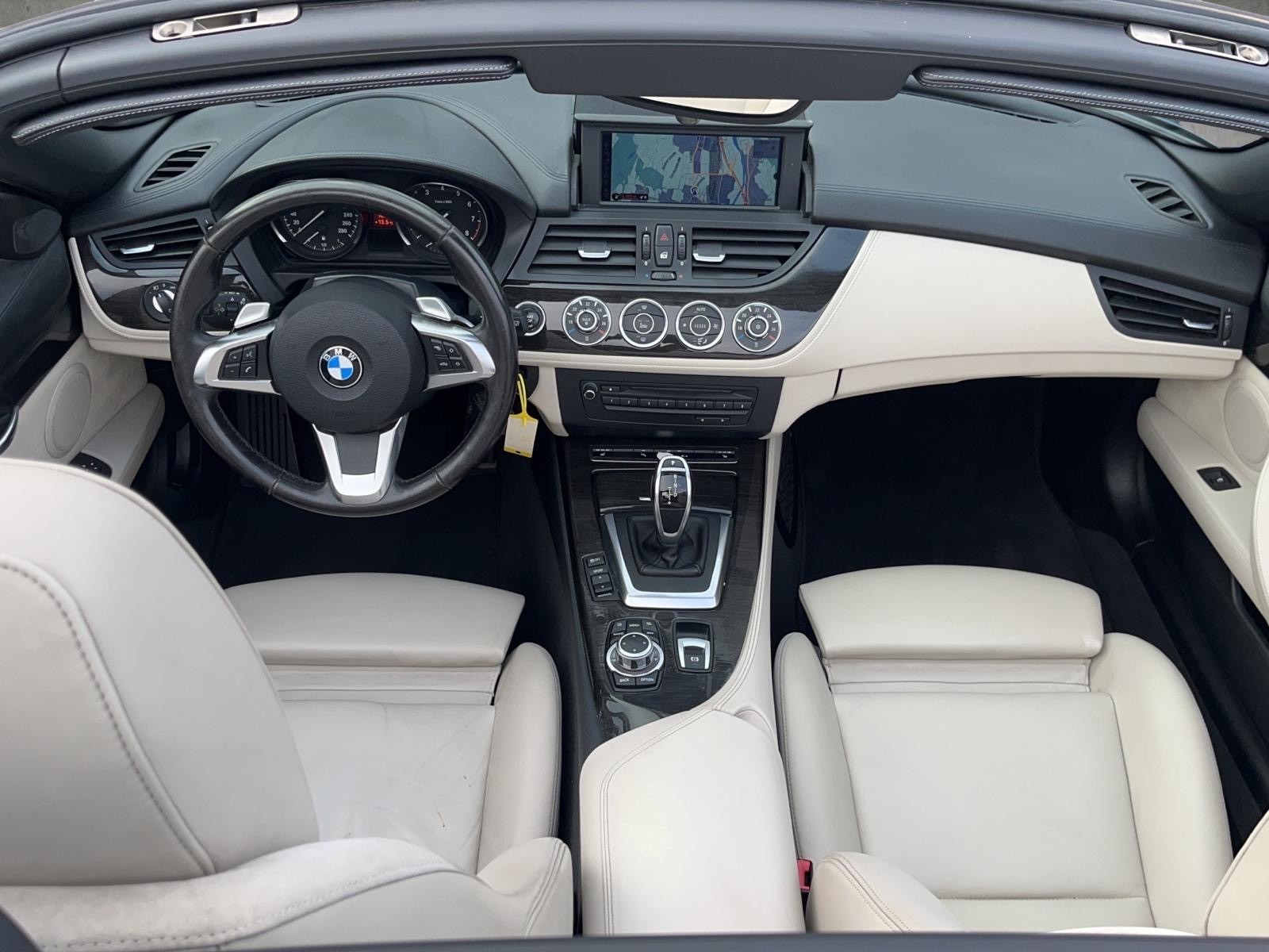 BMW Z4 sDrive35i DKG-image-9