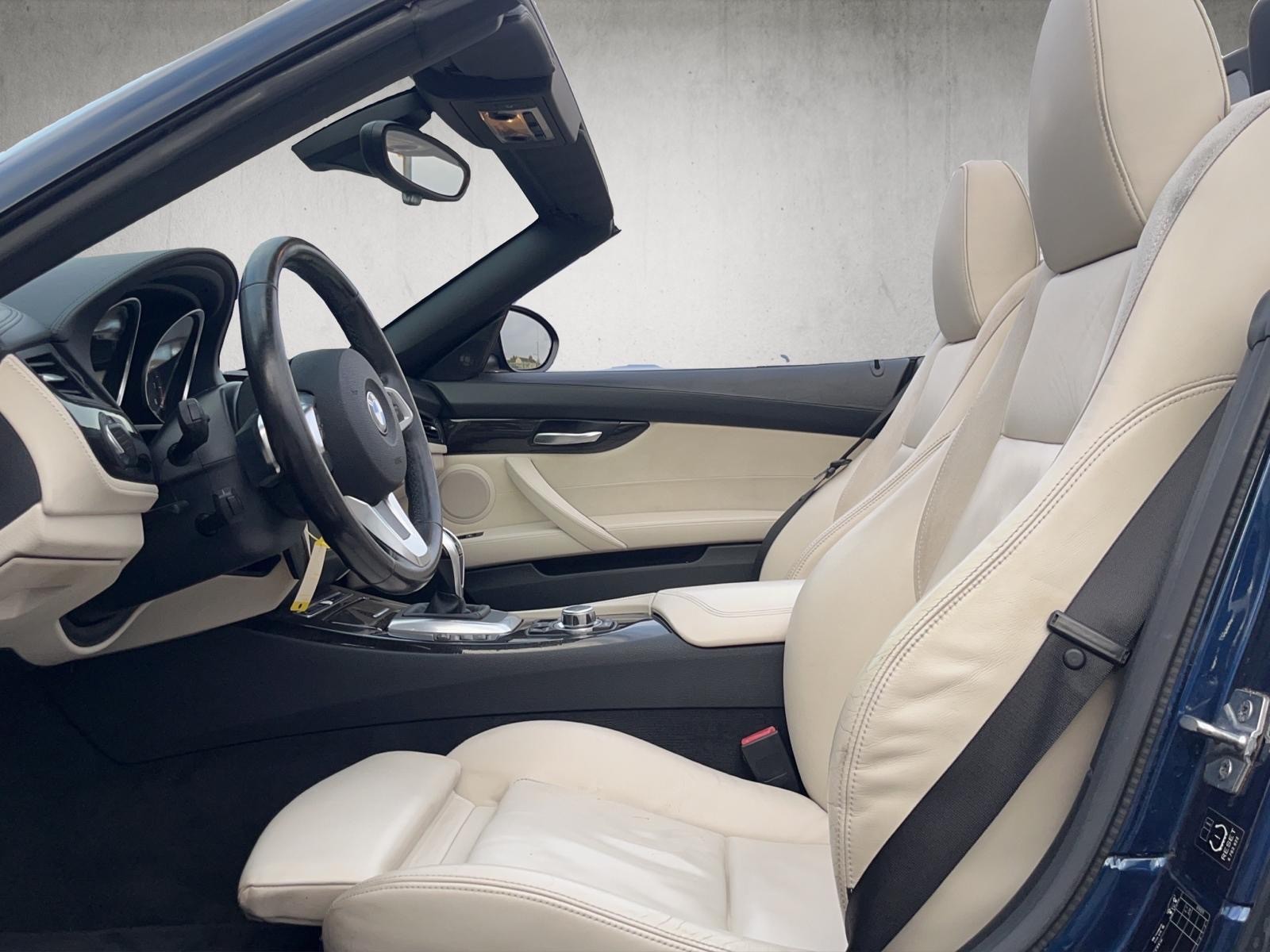 BMW Z4 sDrive35i DKG-image-10