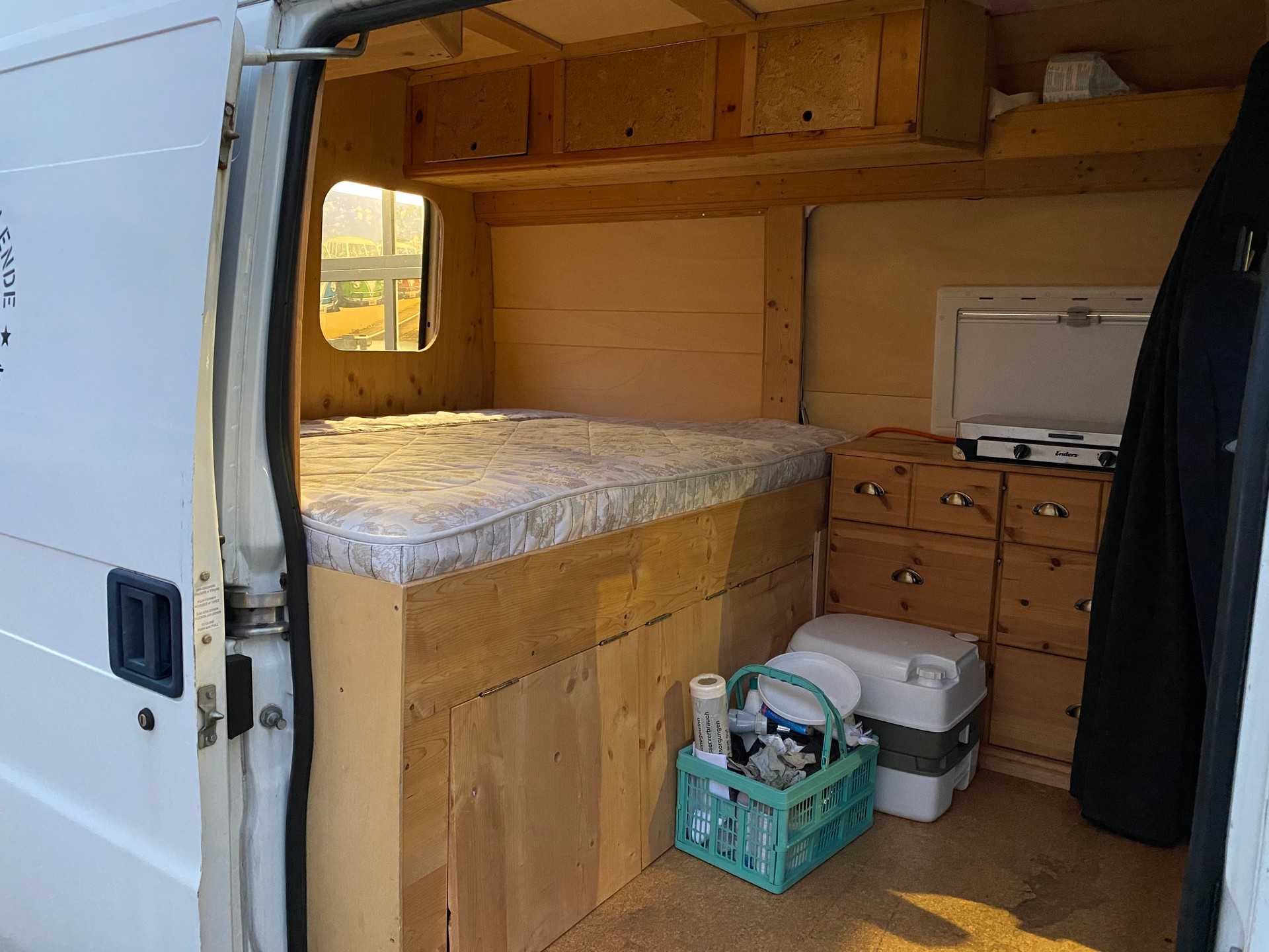 PEUGEOT Boxer 1.9TD 310 CS-image-13
