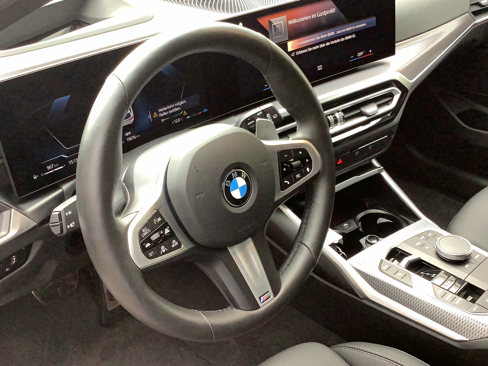 BMW 320d xDr 48V Tour M Sport-image-10