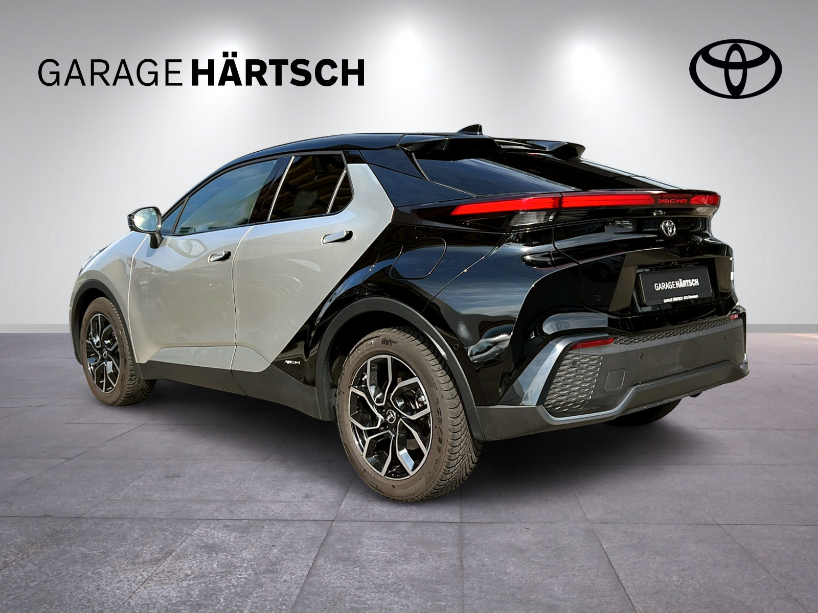 TOYOTA C-HR 2.0 HEV GR Sport Premiere 4x4-image-3