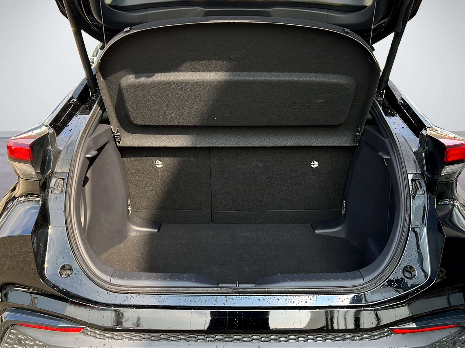 TOYOTA C-HR 2.0 HEV GR Sport Premiere 4x4-image-5