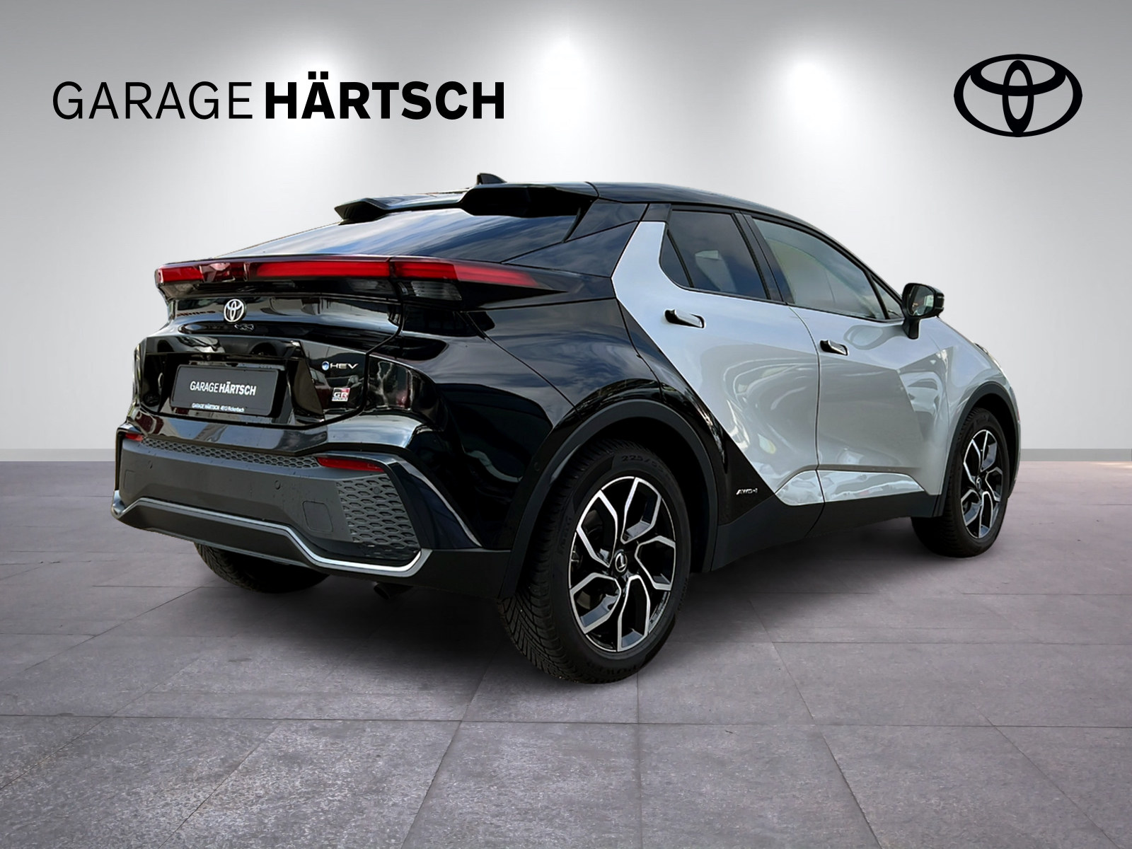TOYOTA C-HR 2.0 HEV GR Sport Premiere 4x4-image-6