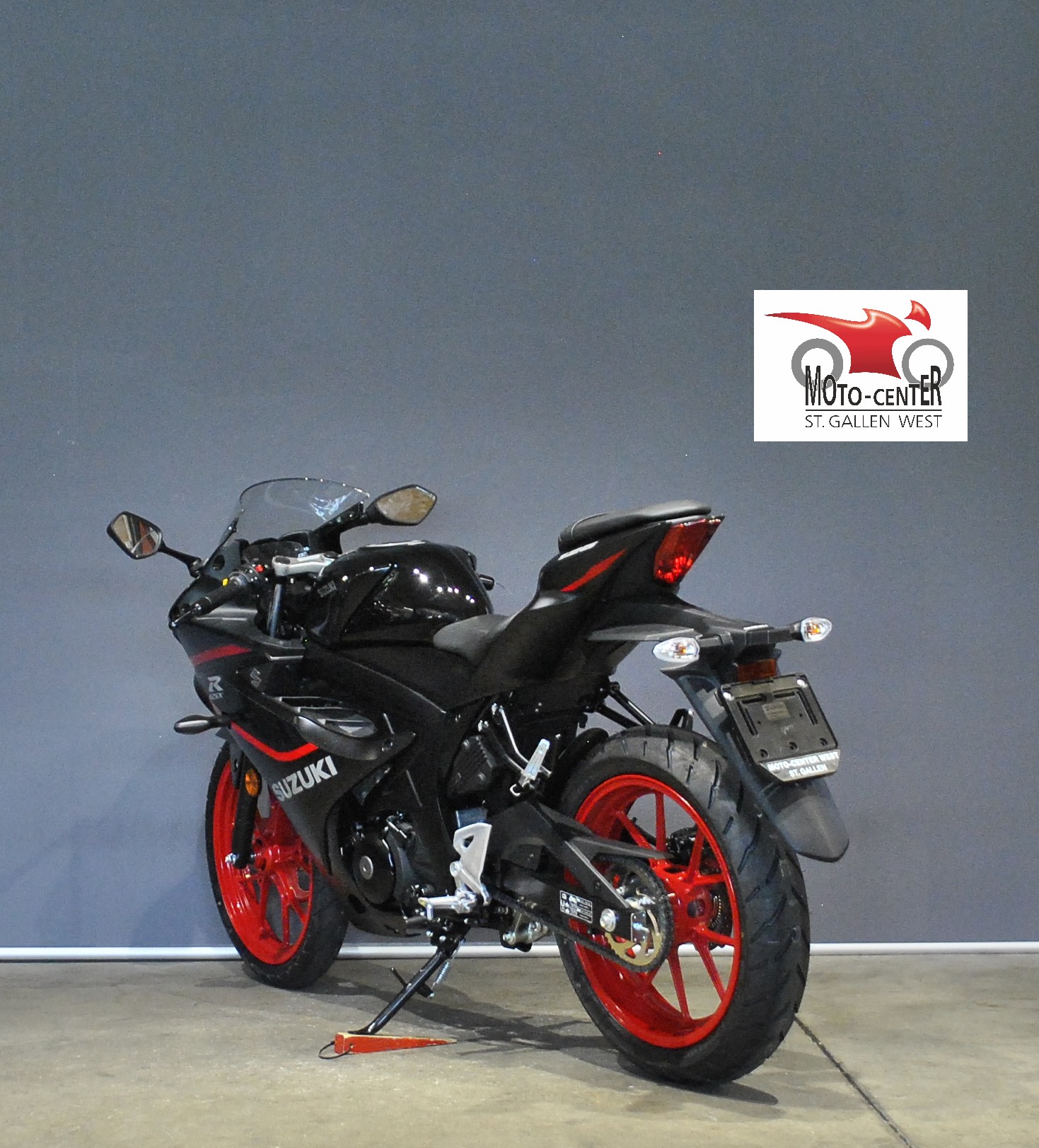 SUZUKI GSX-R 125-showroom-element-3