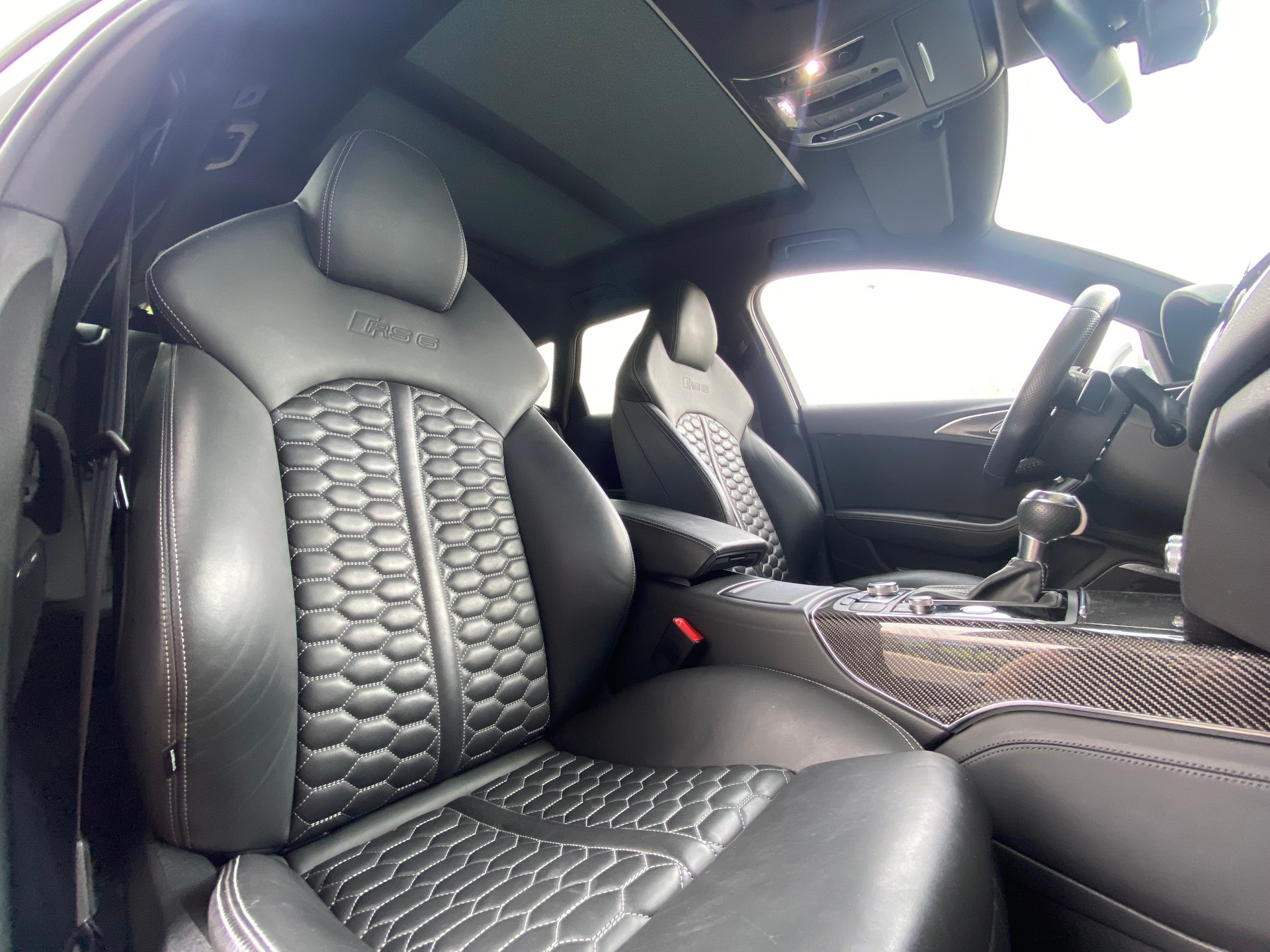 AUDI RS6 Avant 4.0 TFSI V8 quattro Tiptronic-image-6