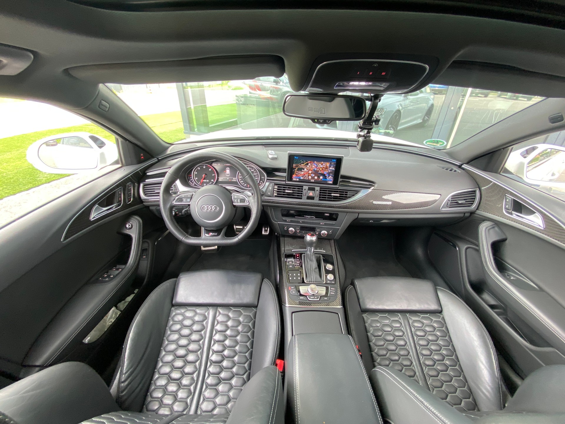AUDI RS6 Avant 4.0 TFSI V8 quattro Tiptronic-image-5