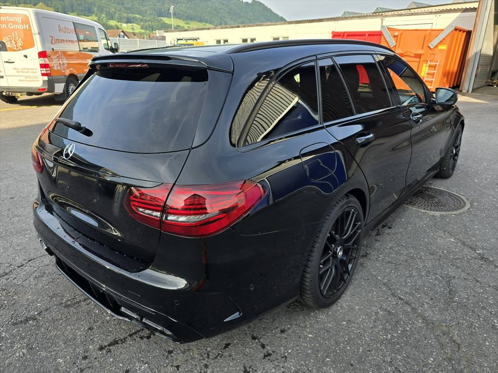 MERCEDES-BENZ C 63 S AMG-image-4
