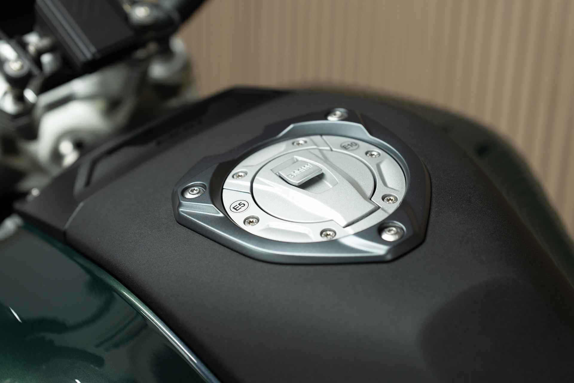 BMW R 1300 R Individual mit Lenkerendspiegeln und CHF 1'500.- Boxer Prämie 🤑🔥-showroom-element-2