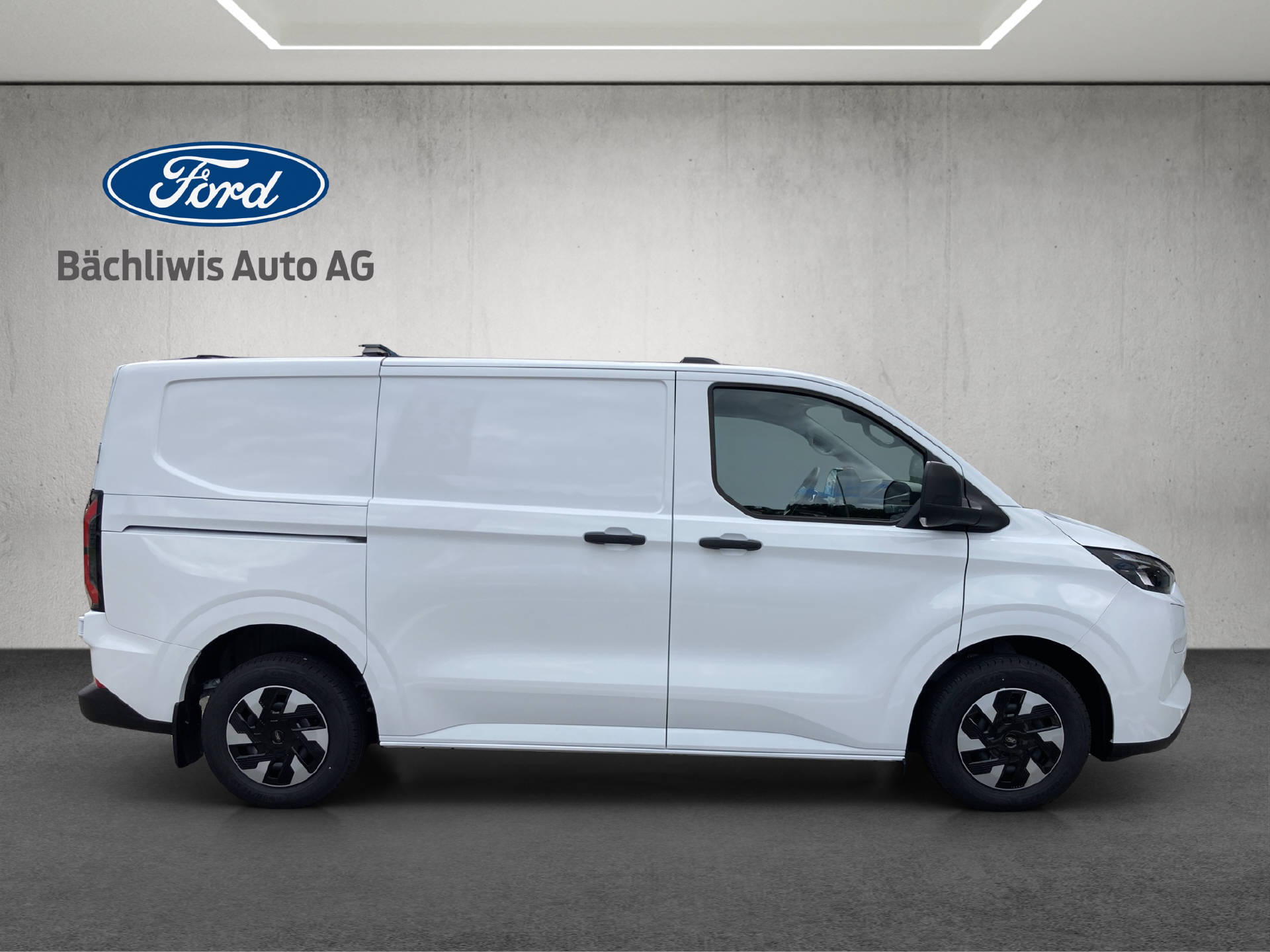 FORD E-Transit C Van 320 L1 Trend-image-28