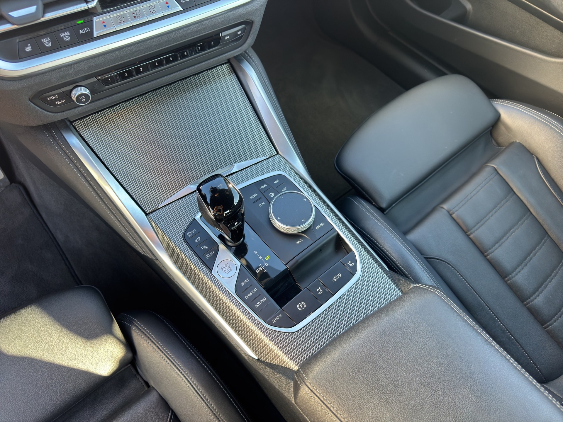 BMW 420i Cabriolet M Sport Steptronic-image-10