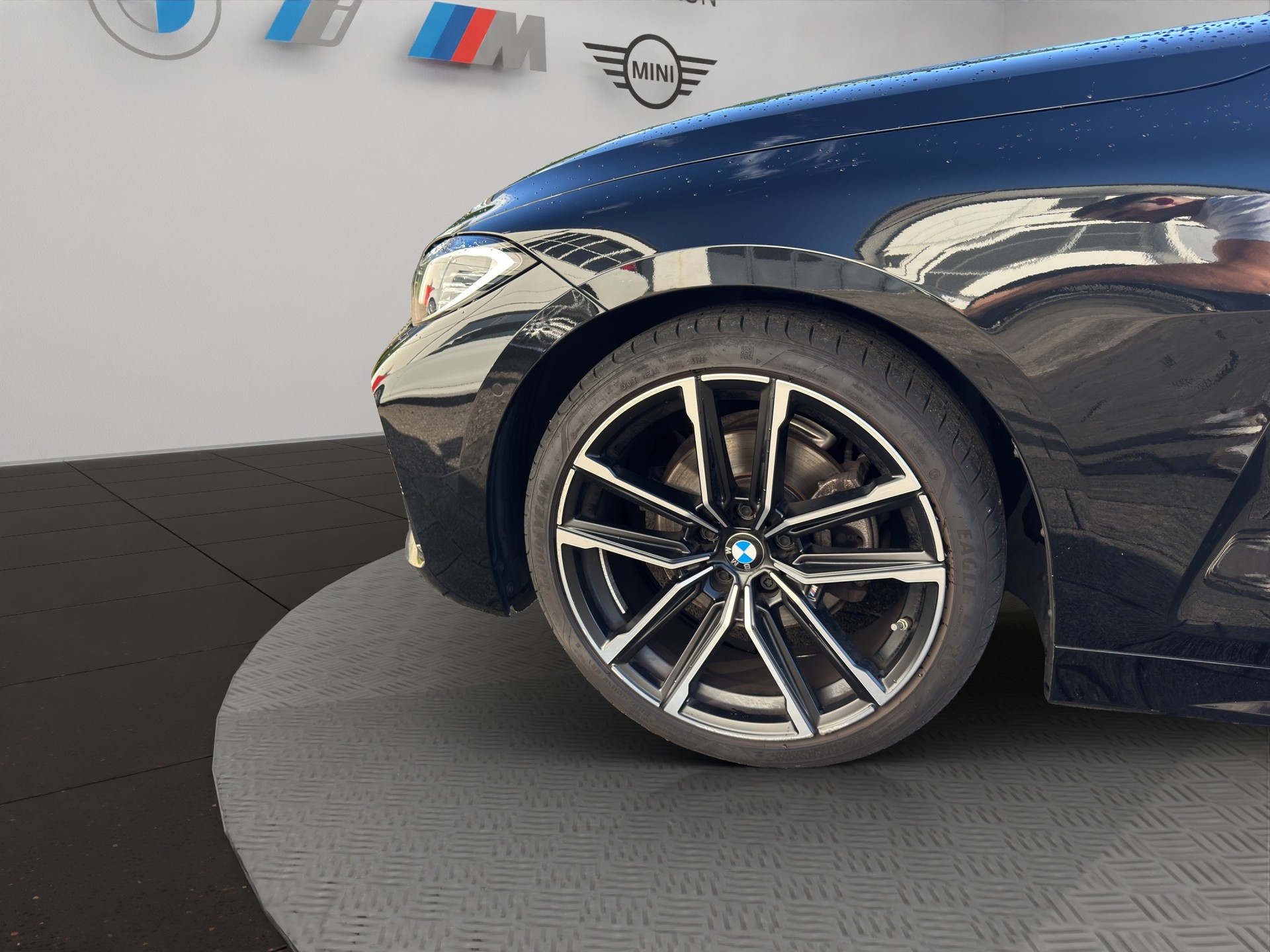 BMW 420i Cabriolet M Sport Steptronic-image-8