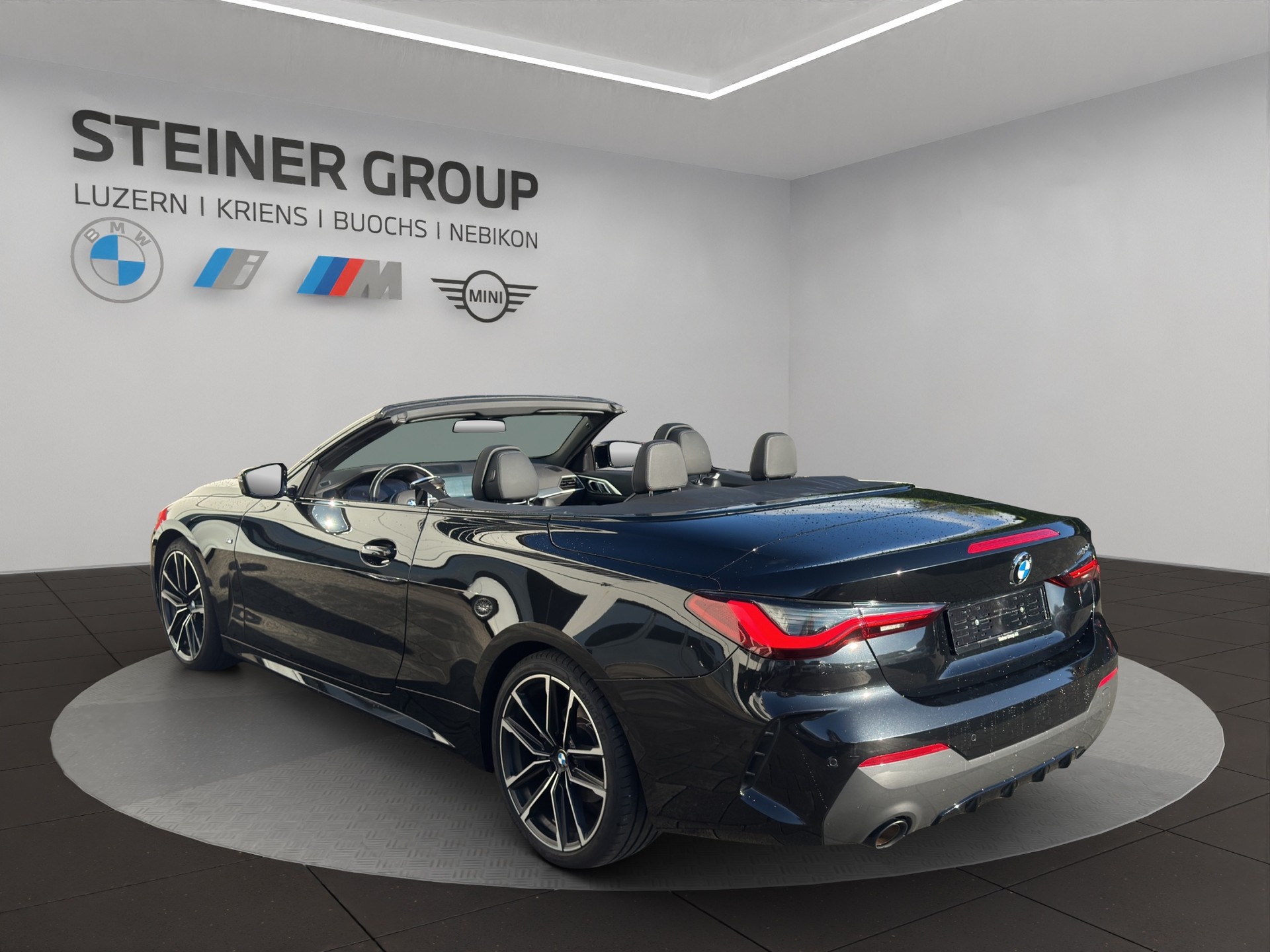 BMW 420i Cabriolet M Sport Steptronic-image-2