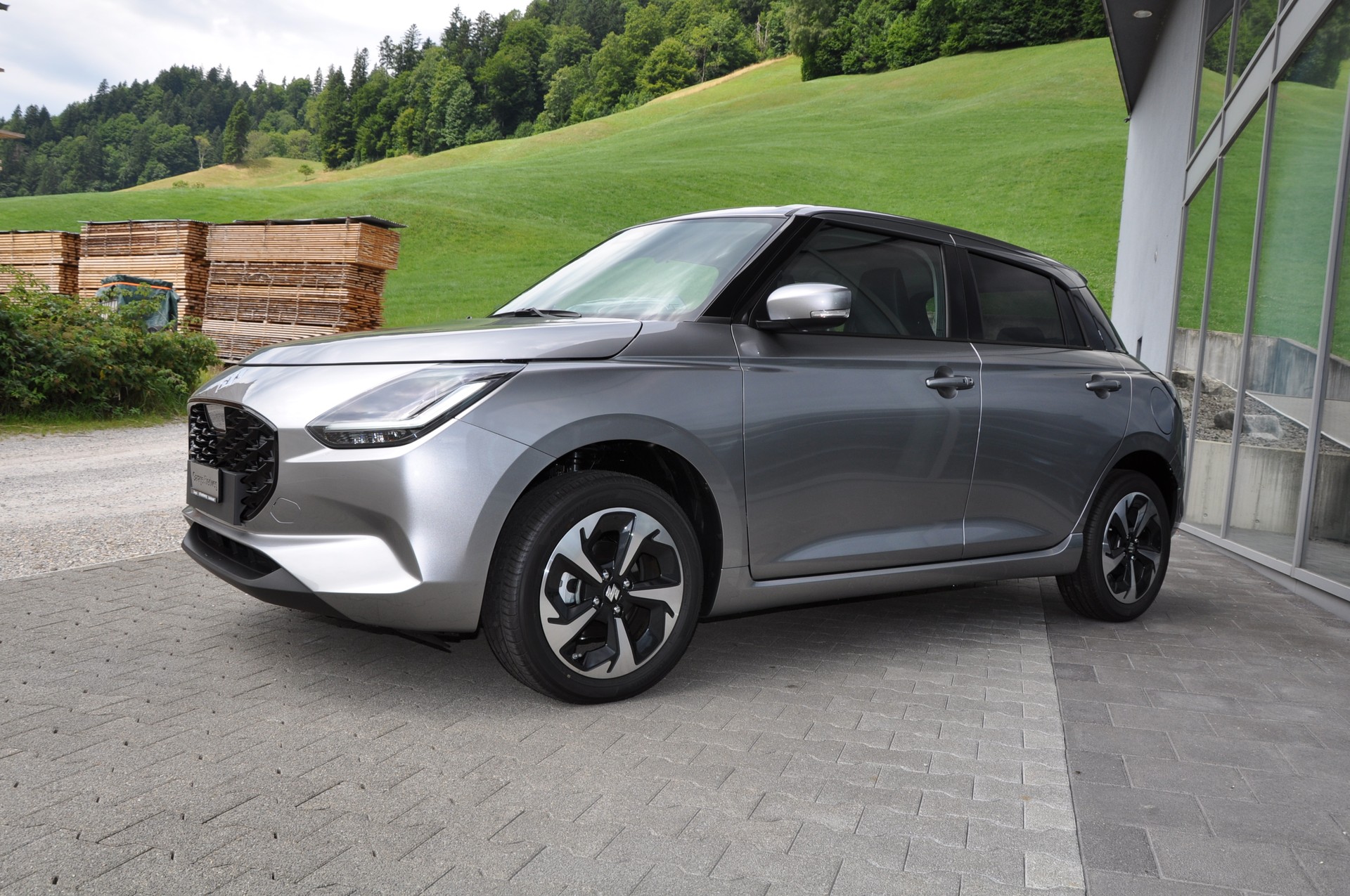 SUZUKI Swift 1.2 Compact Top Hybrid 4x4