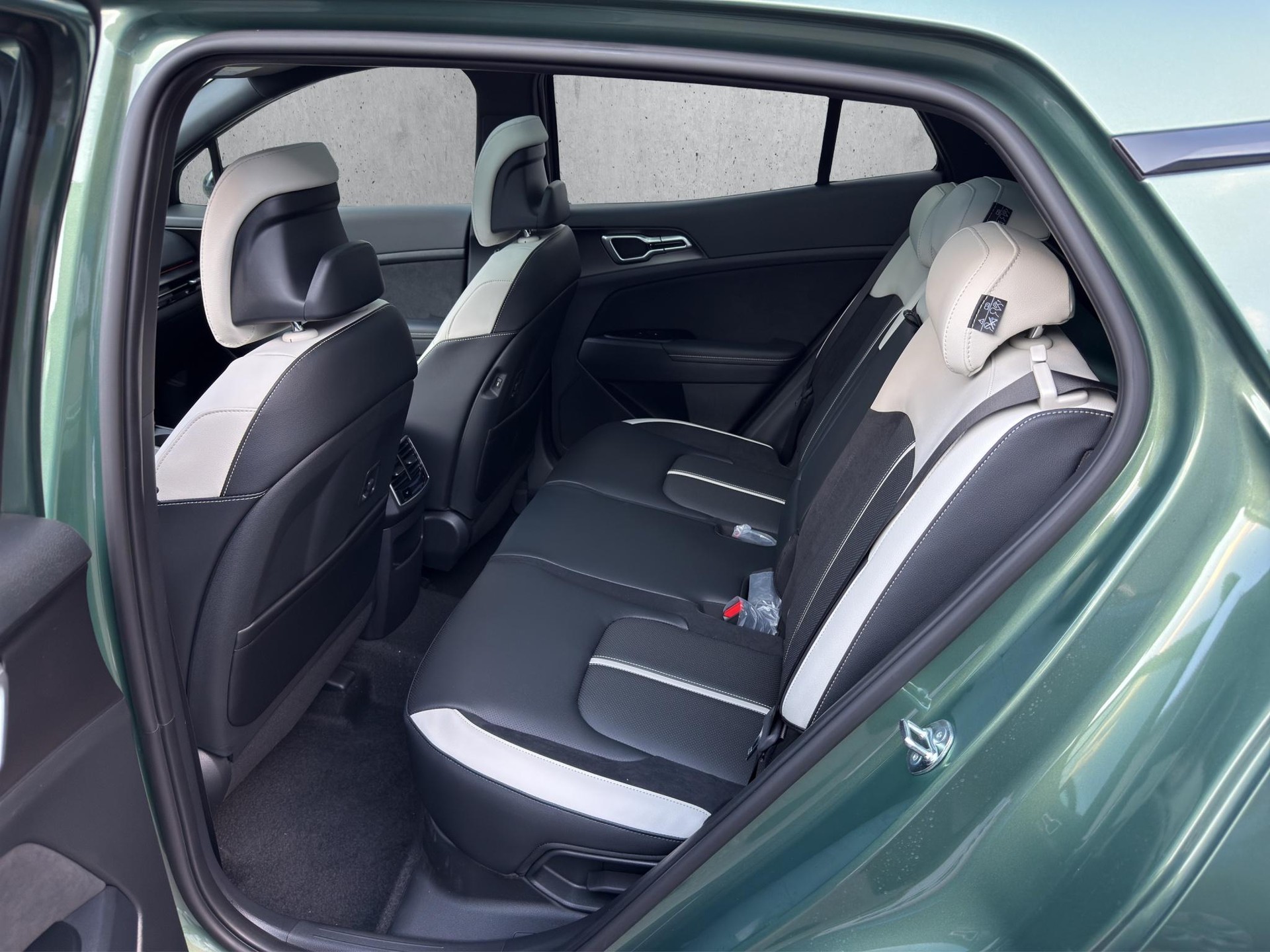 KIA Sportage 1.6 T-GDi Hybrid GT-Line-image-7