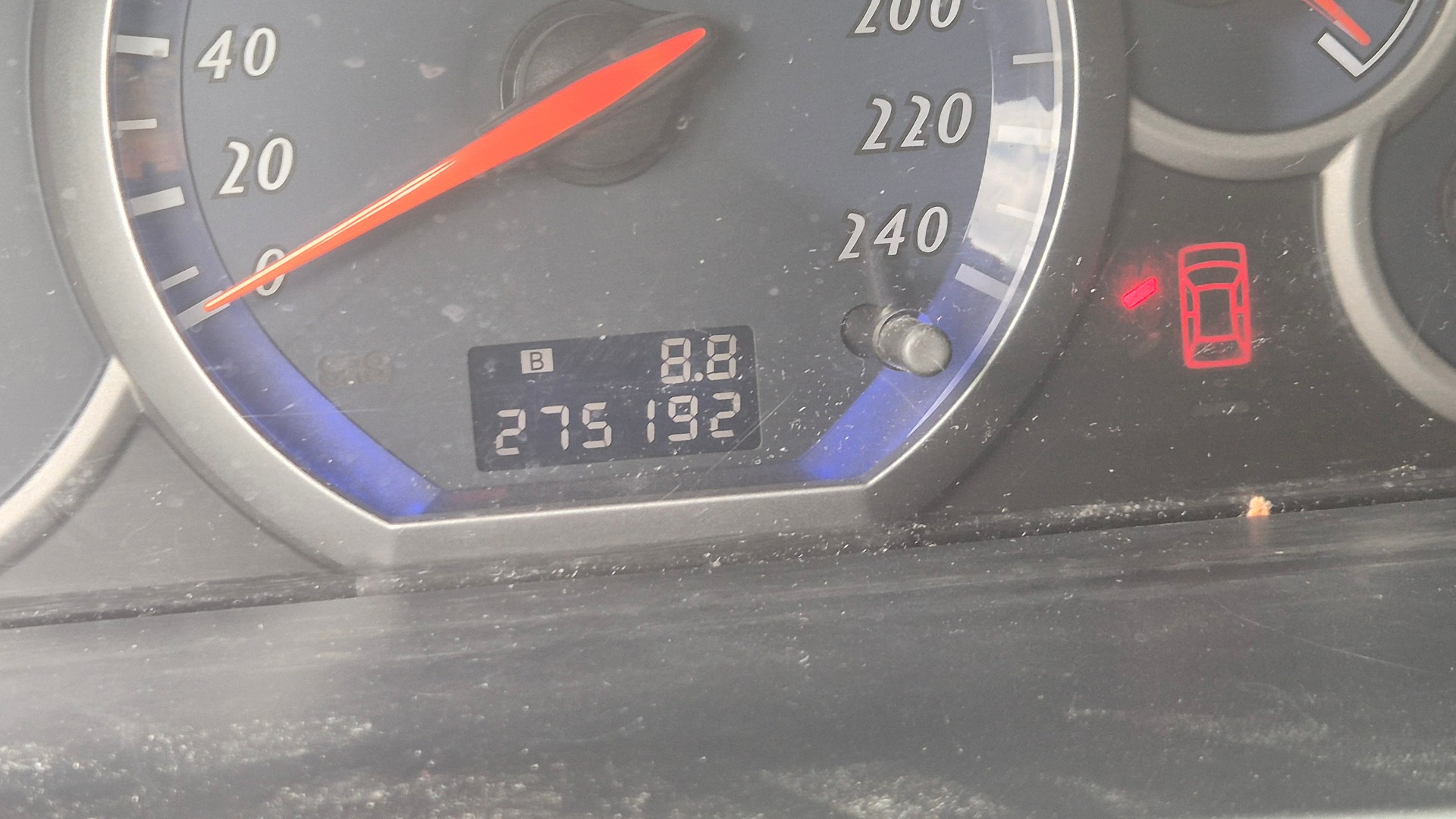 MITSUBISHI Grandis 2.0 16V DID Executive-image-11