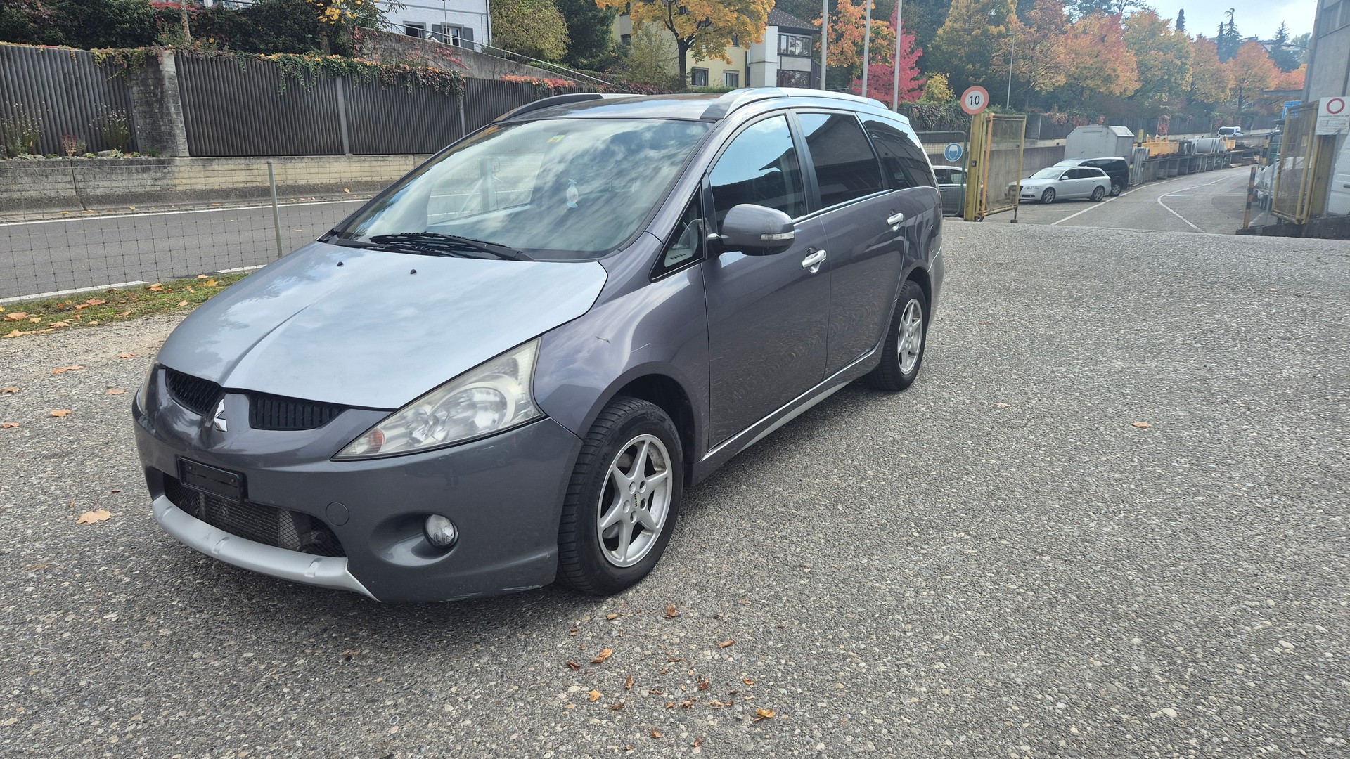 MITSUBISHI Grandis 2.0 16V DID Executive-image-2