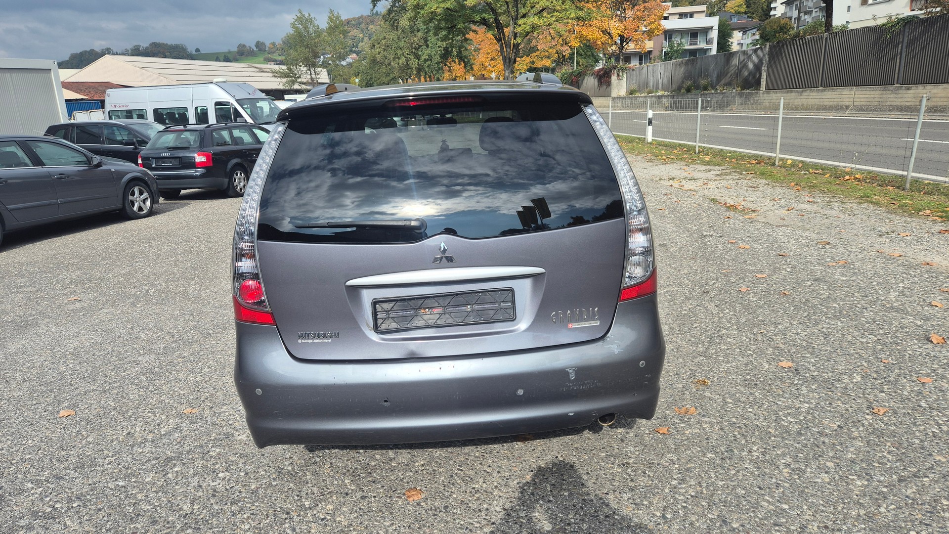 MITSUBISHI Grandis 2.0 16V DID Executive-image-6