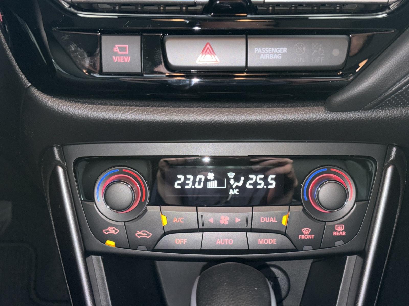 SUZUKI S-Cross 1.4 T Compact Top Hybrid 4x4-image-13