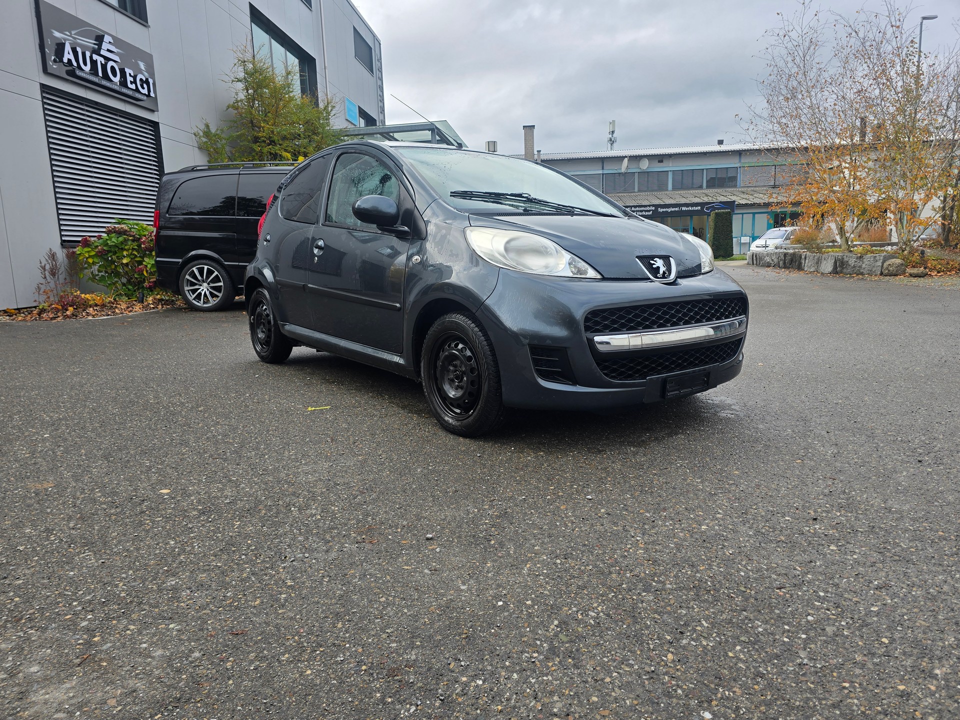 PEUGEOT 107 1.0 Trendy BMP5-image-2