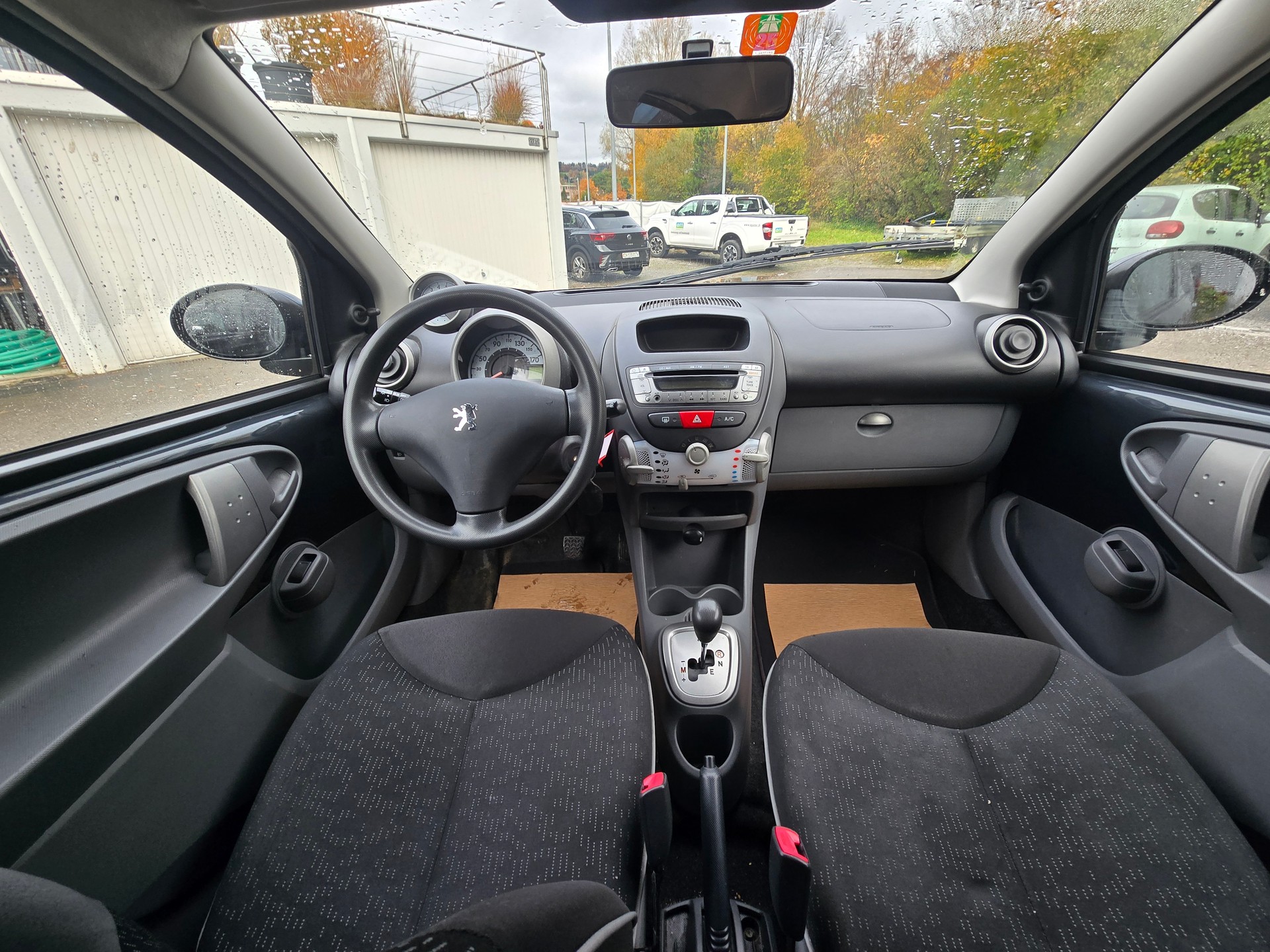 PEUGEOT 107 1.0 Trendy BMP5-image-7