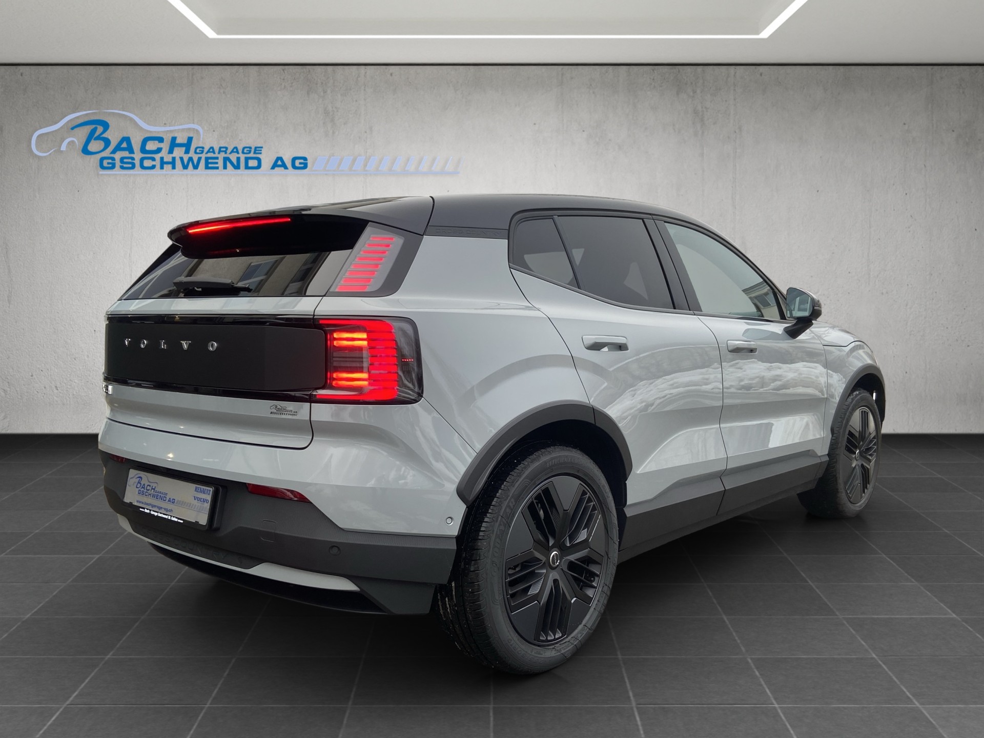 VOLVO EX30 CC E60 69kWh Twin Ultra Performance AWD-image-3