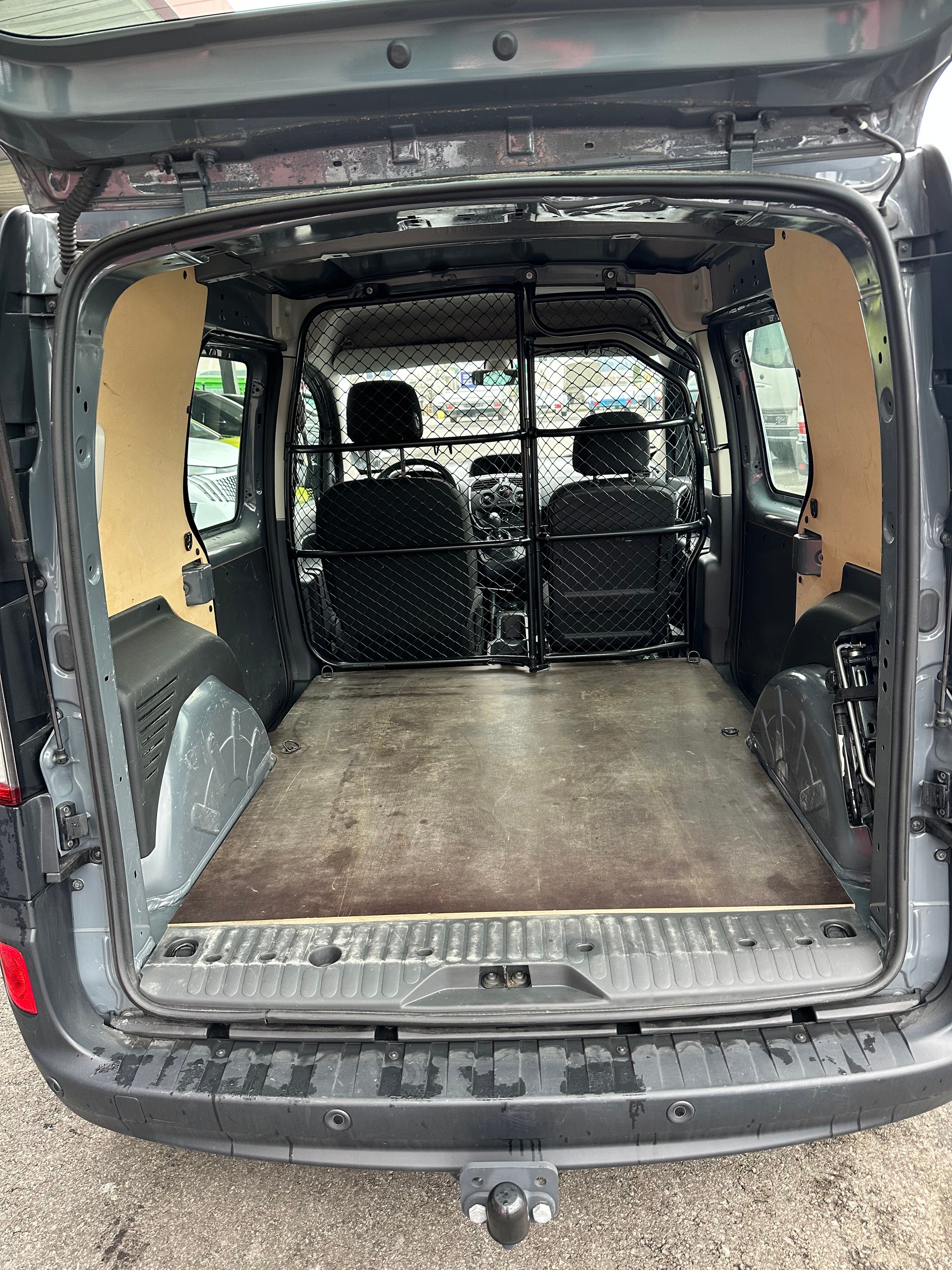 RENAULT Kangoo Medium dCi 80 ENERGY Business-image-9