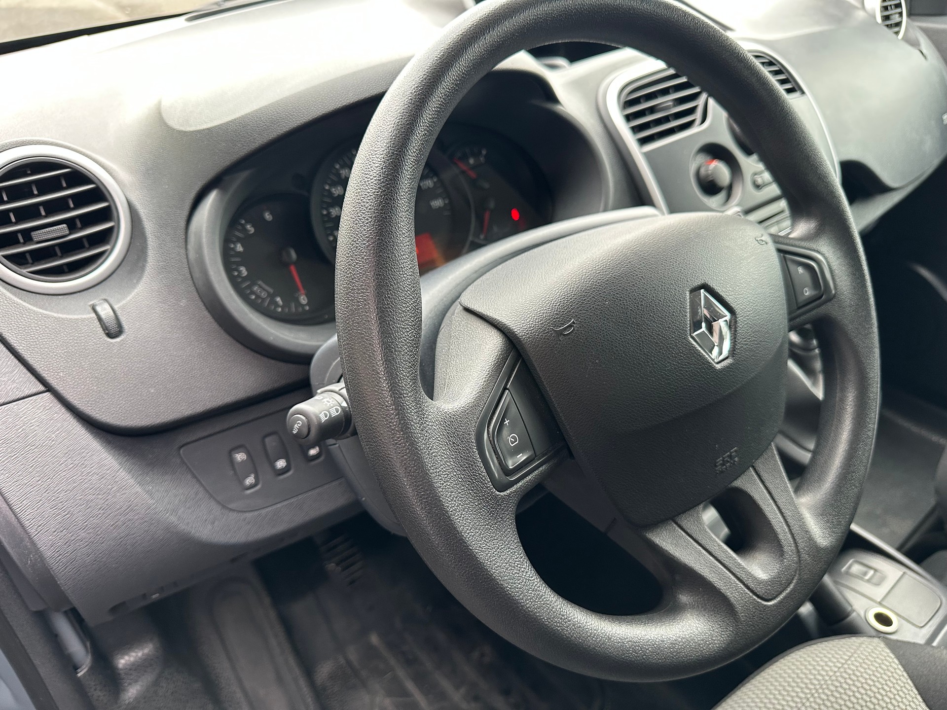RENAULT Kangoo Medium dCi 80 ENERGY Business-image-4