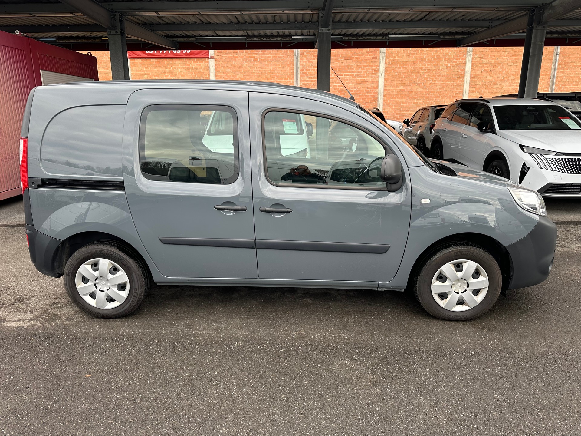 RENAULT Kangoo Medium dCi 80 ENERGY Business-image-1