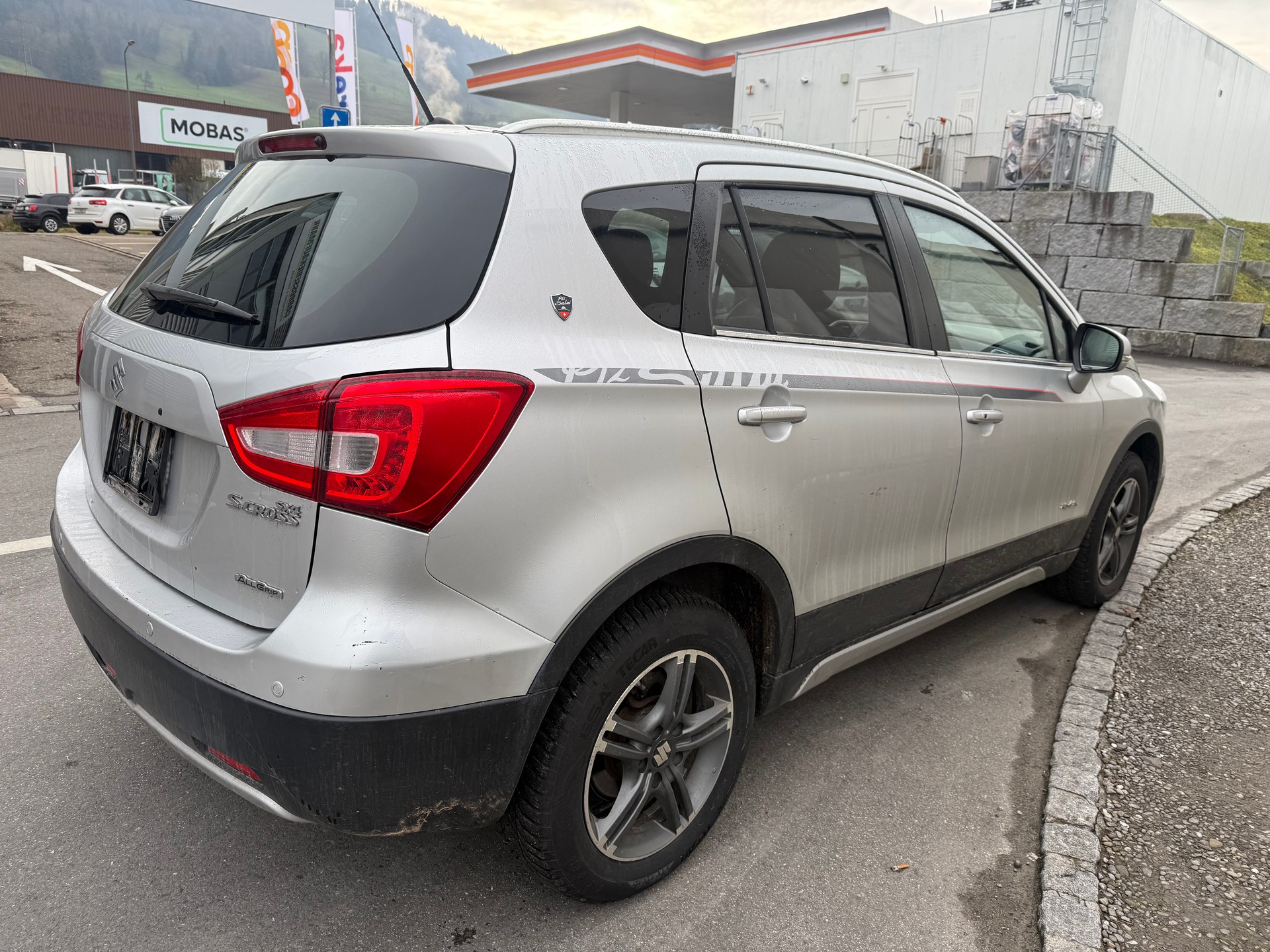 SUZUKI SX4 S-Cross 1.4 16V Compact Top 4WD-image-4