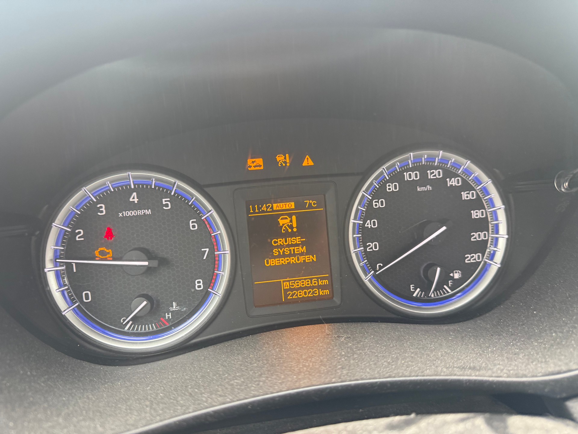SUZUKI SX4 S-Cross 1.4 16V Compact Top 4WD-image-11