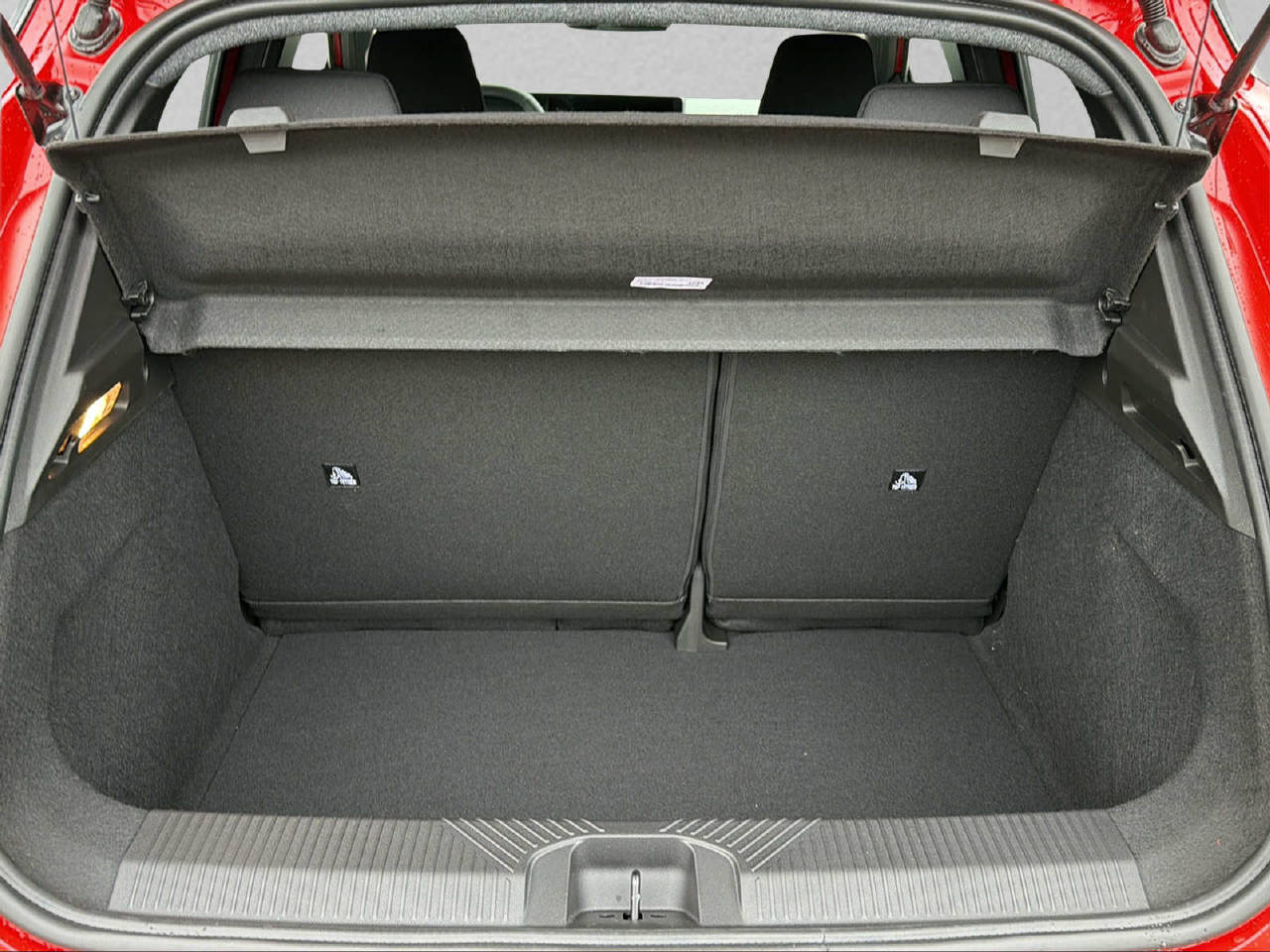 NISSAN Micra Advance 52 kWh 150 PS-image-7