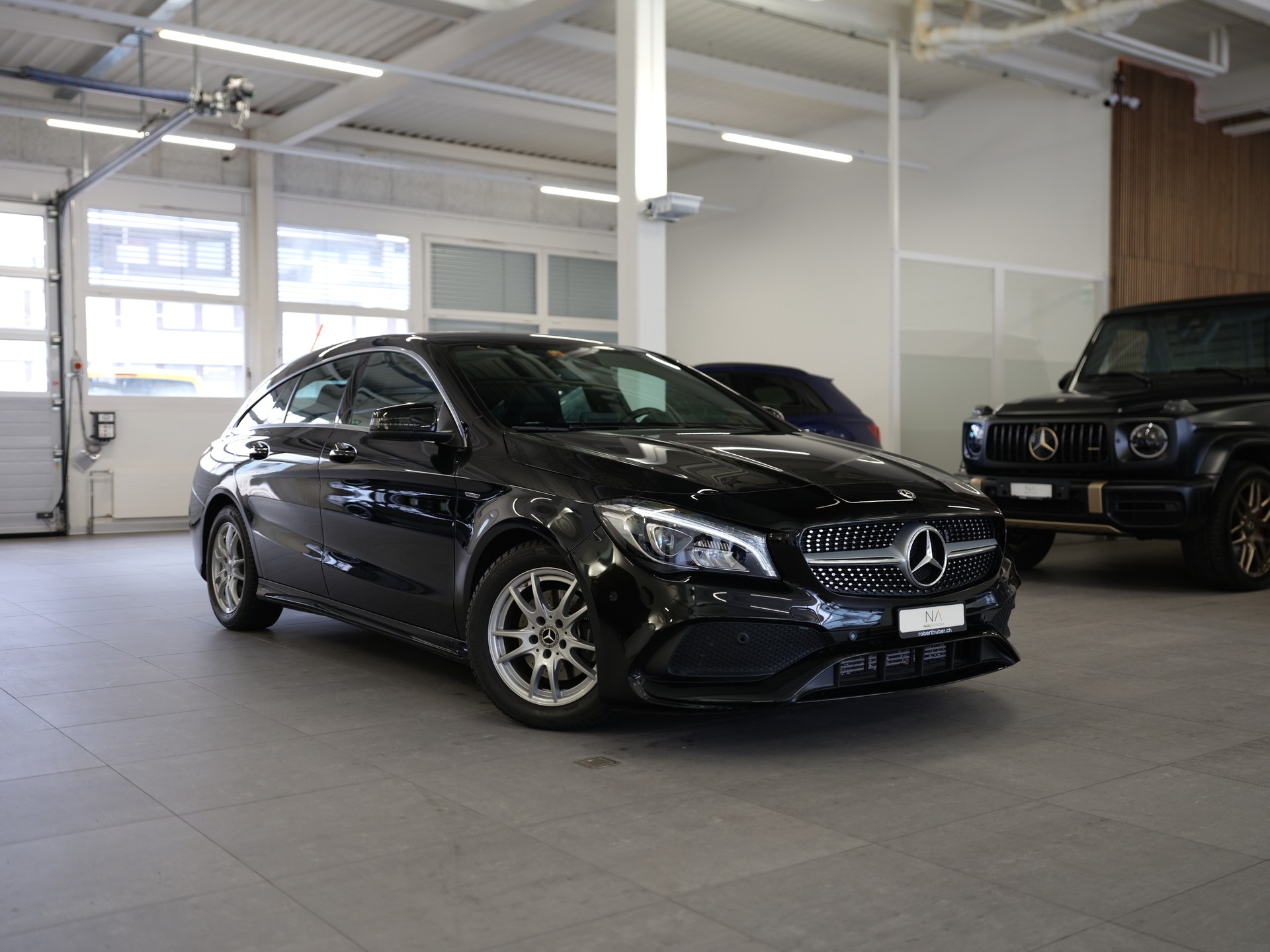 MERCEDES-BENZ CLA Shooting Brake 180 d Urban 7G-DCT-image-0