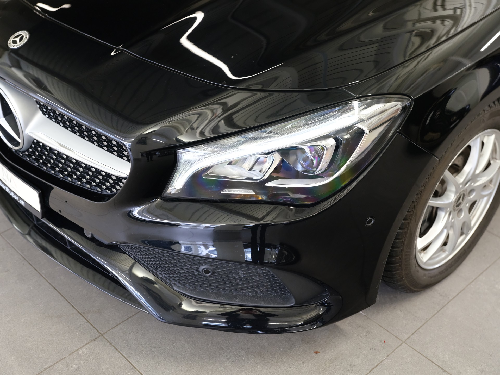 MERCEDES-BENZ CLA Shooting Brake 180 d Urban 7G-DCT-image-10