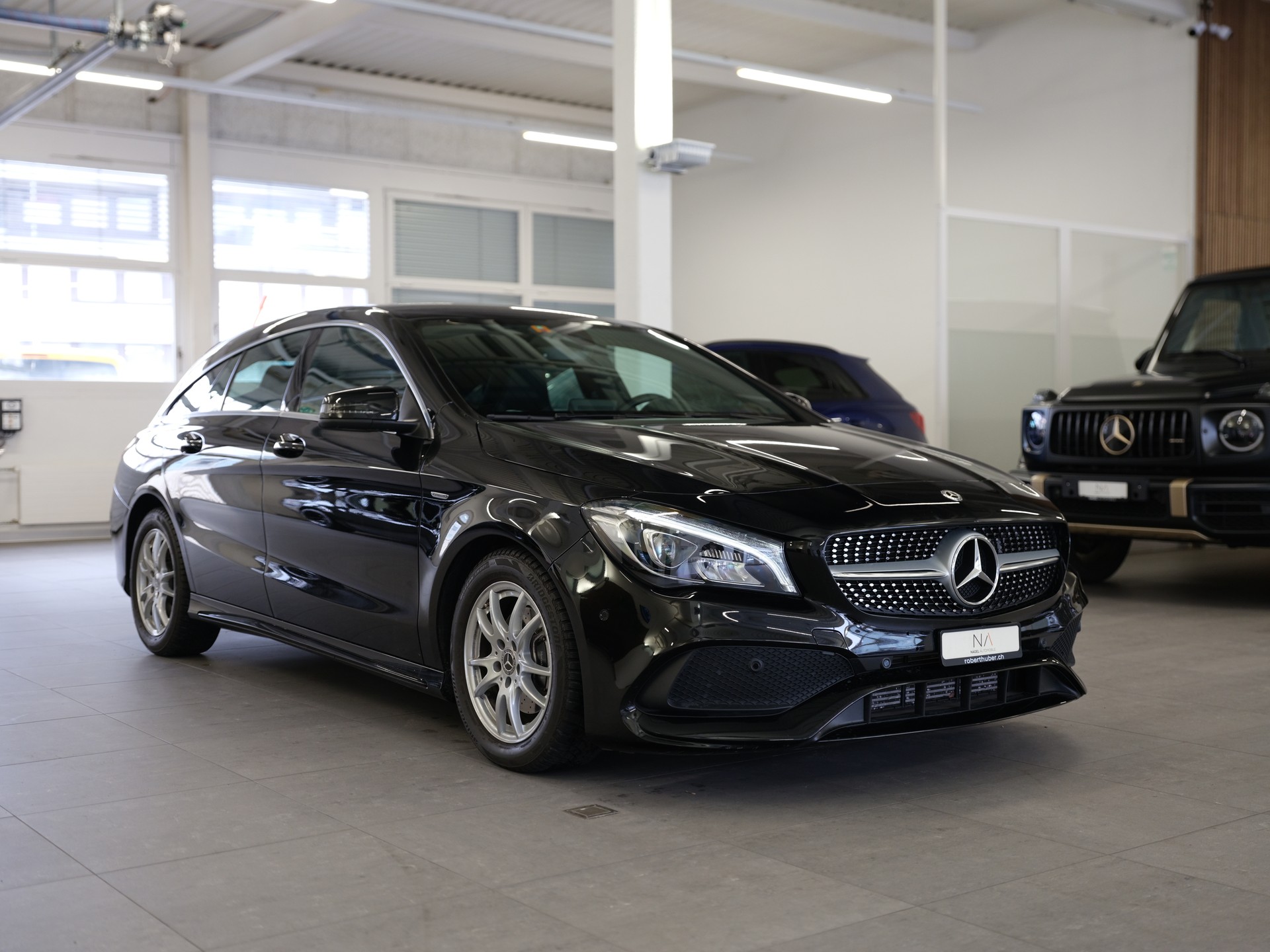 MERCEDES-BENZ CLA Shooting Brake 180 d Urban 7G-DCT-image-1