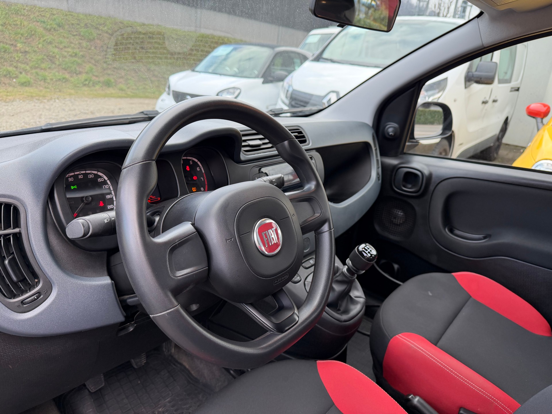 FIAT Panda 1.2 Lounge-image-9