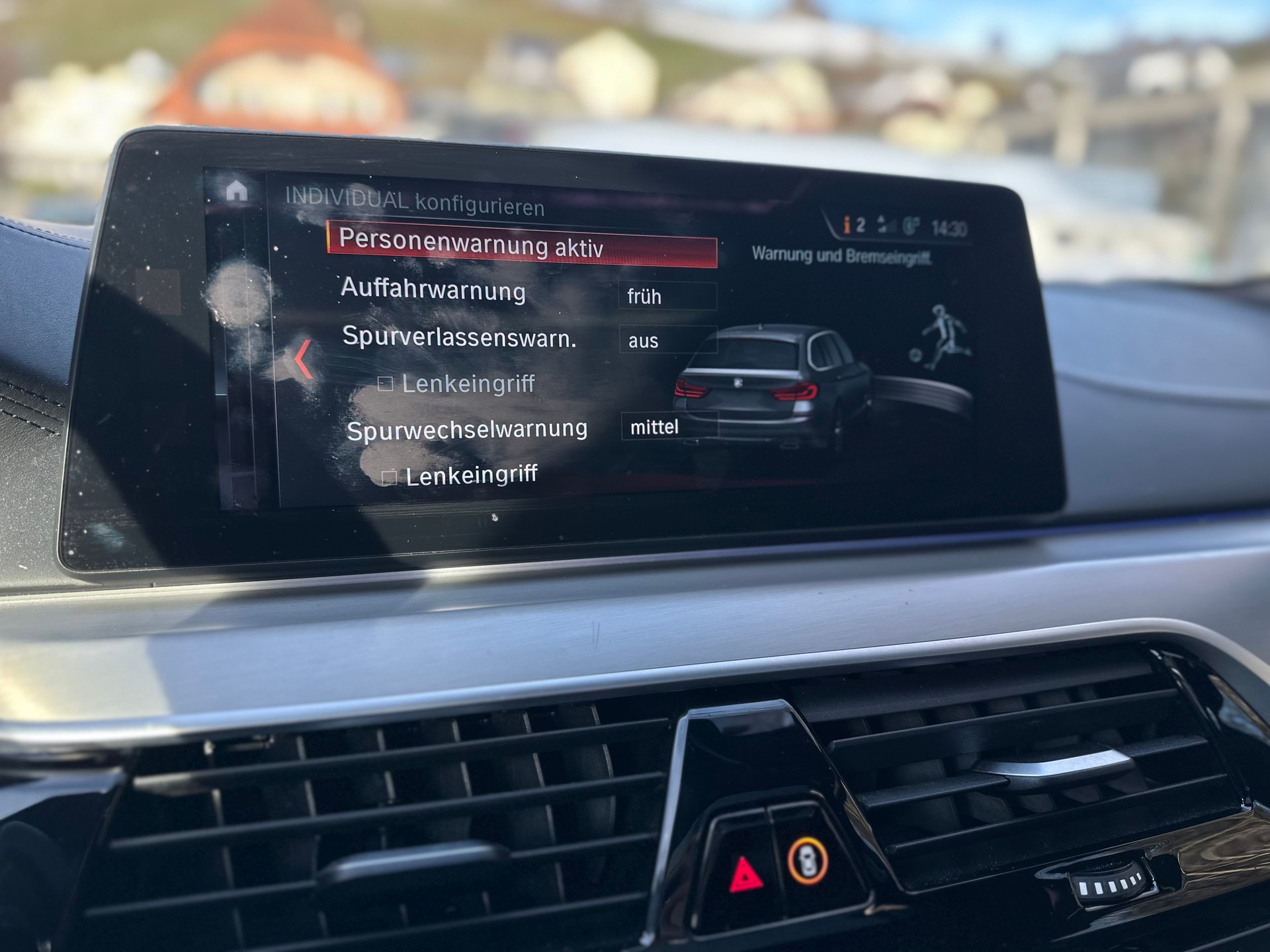 BMW 540d xDrive Touring M Sport Steptronic-image-14