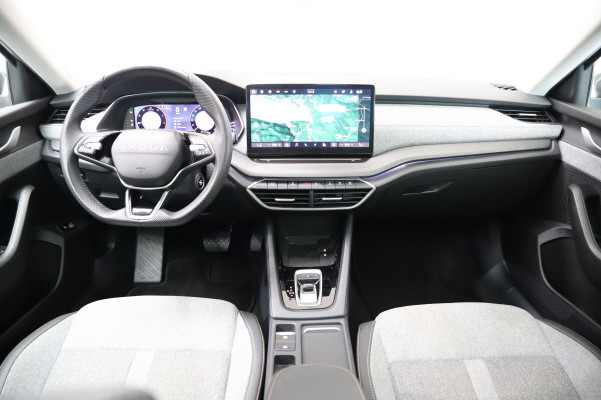 SKODA Octavia 2.0 TDI Selection-image-9