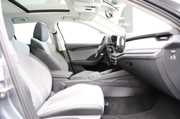 SKODA Octavia 2.0 TDI Selection-image-8
