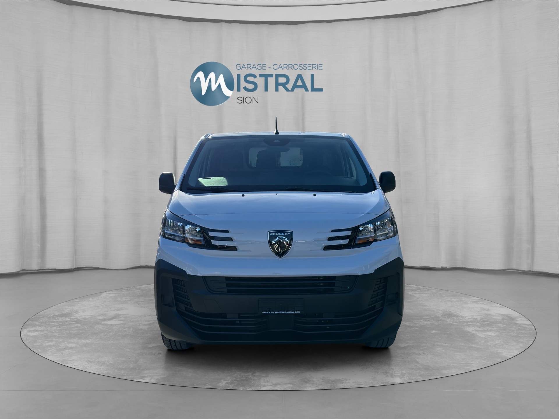 PEUGEOT Expert 2.0 BlueHDi 145 S&S Standard-image-7