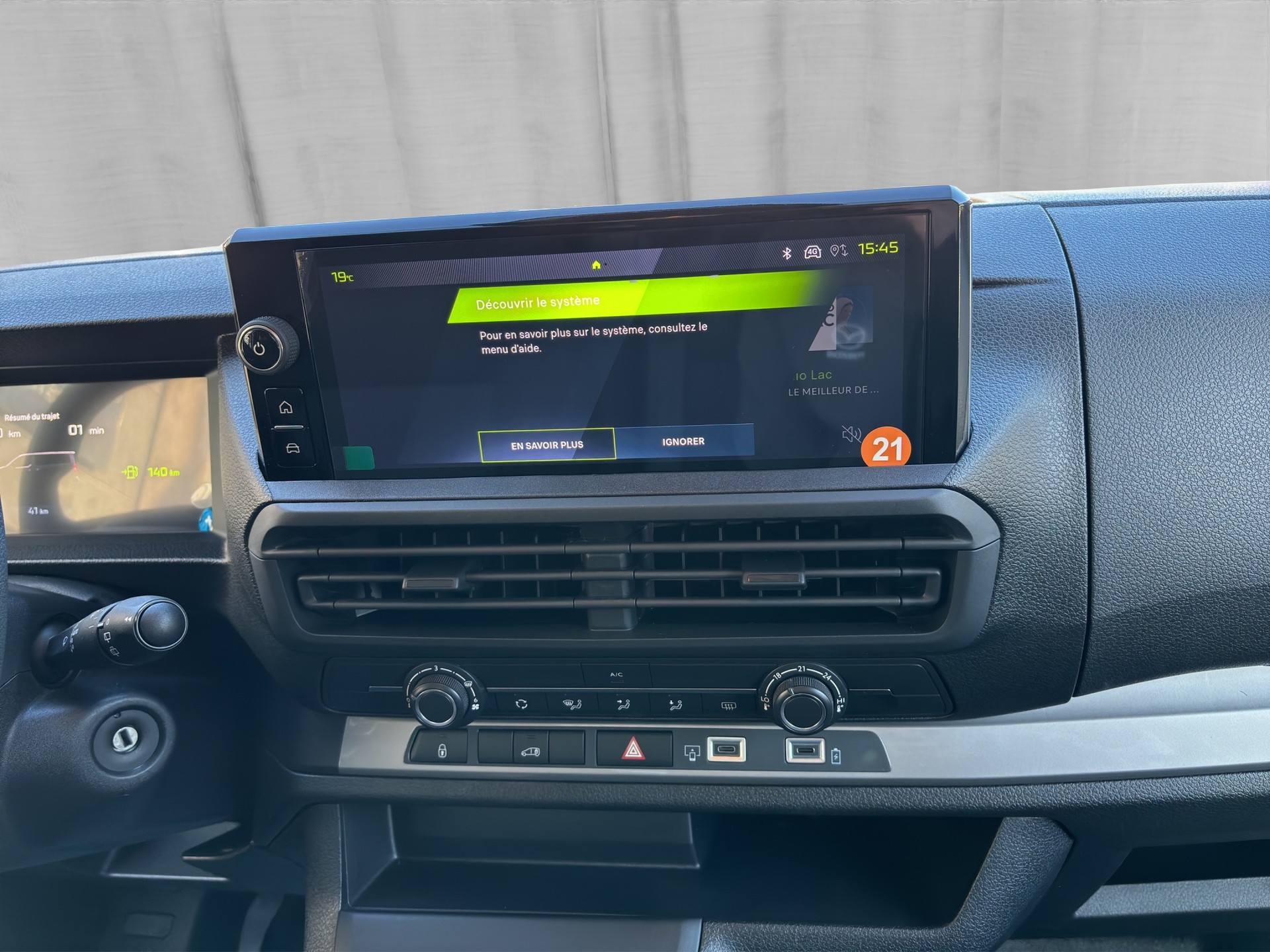 PEUGEOT Expert 2.0 BlueHDi 145 S&S Standard-image-13