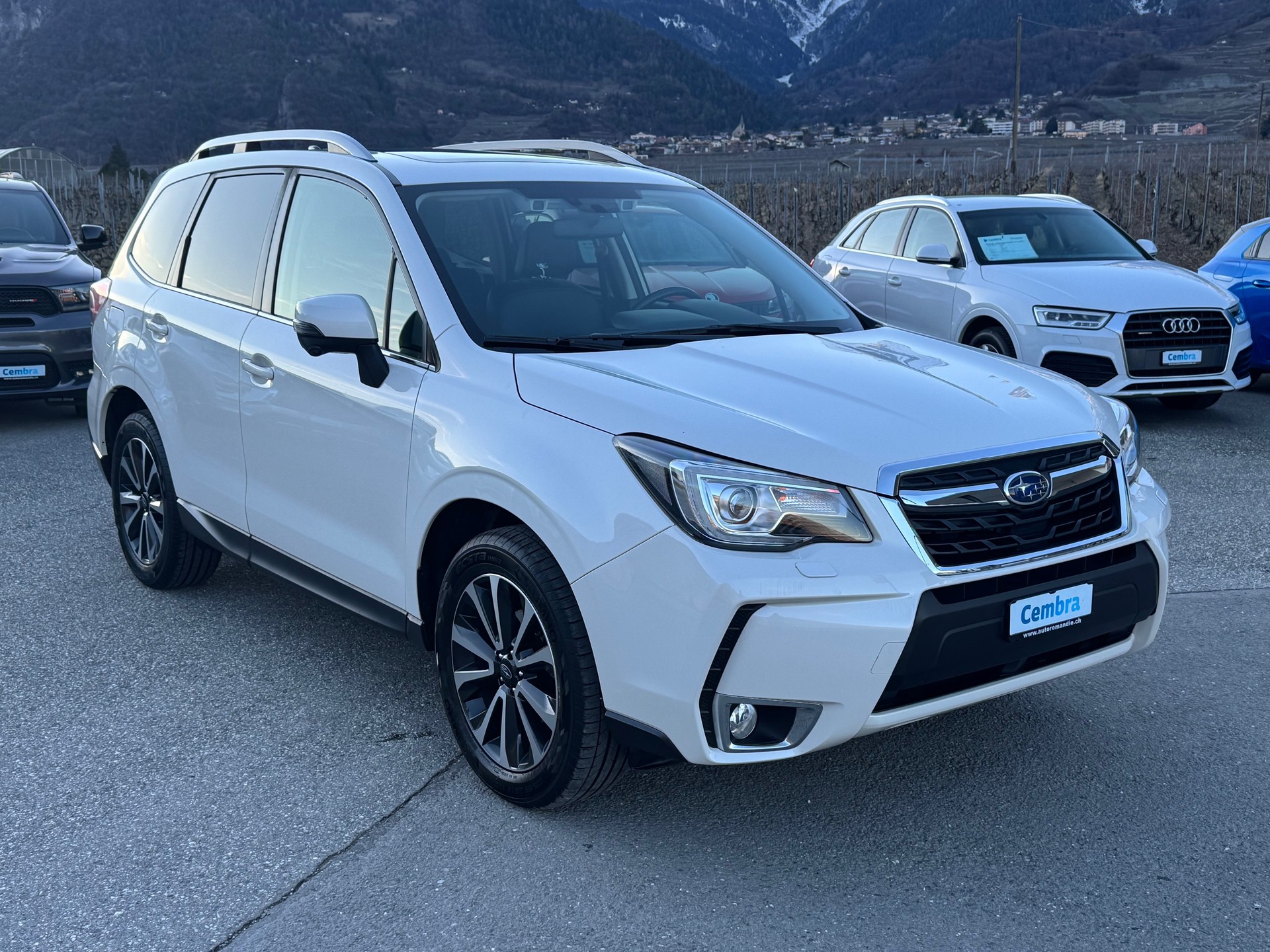 SUBARU Forester 2.0i Executive Lineartronic-image-1