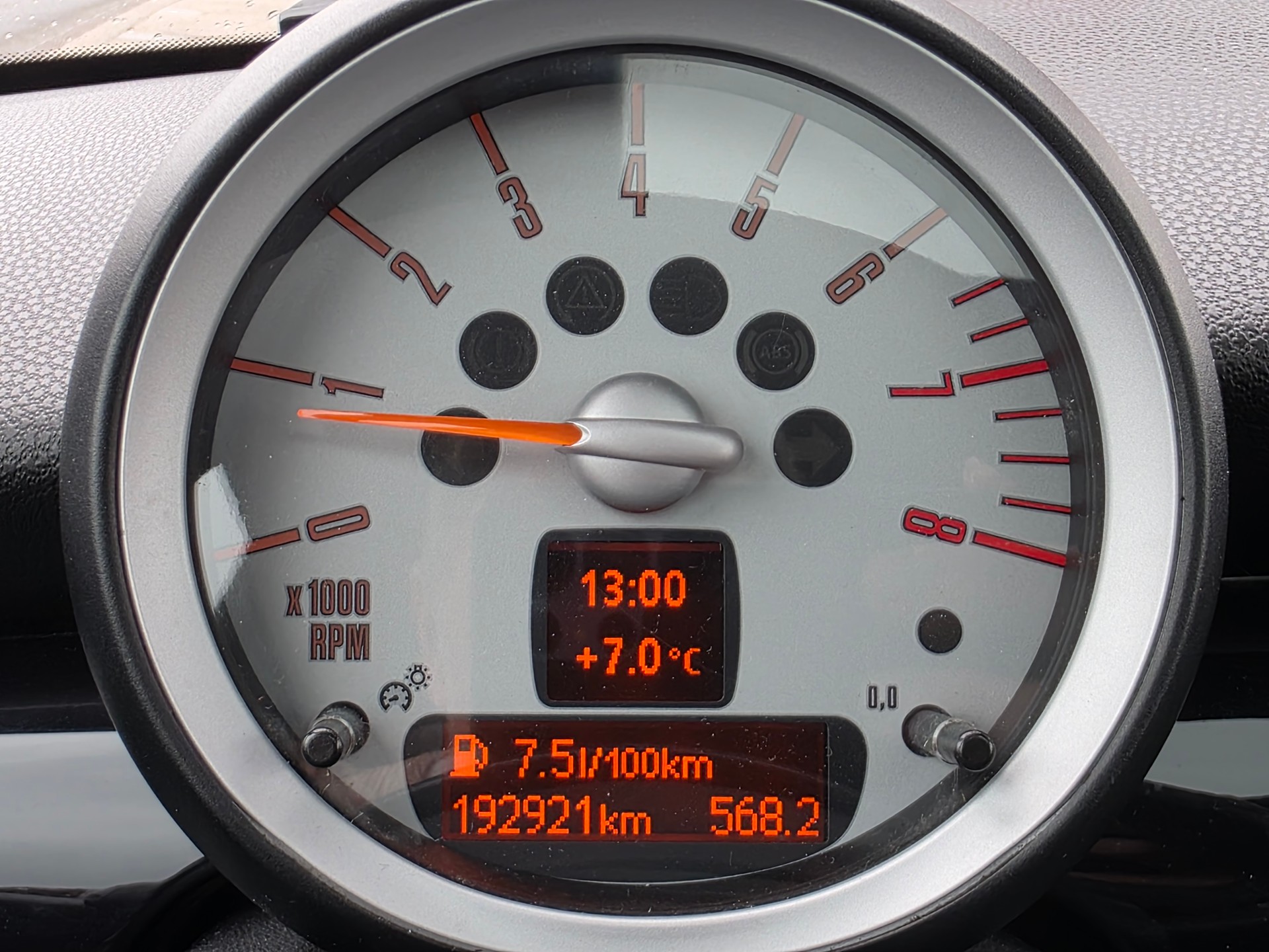 MINI Cooper John Cooper Works-image-10