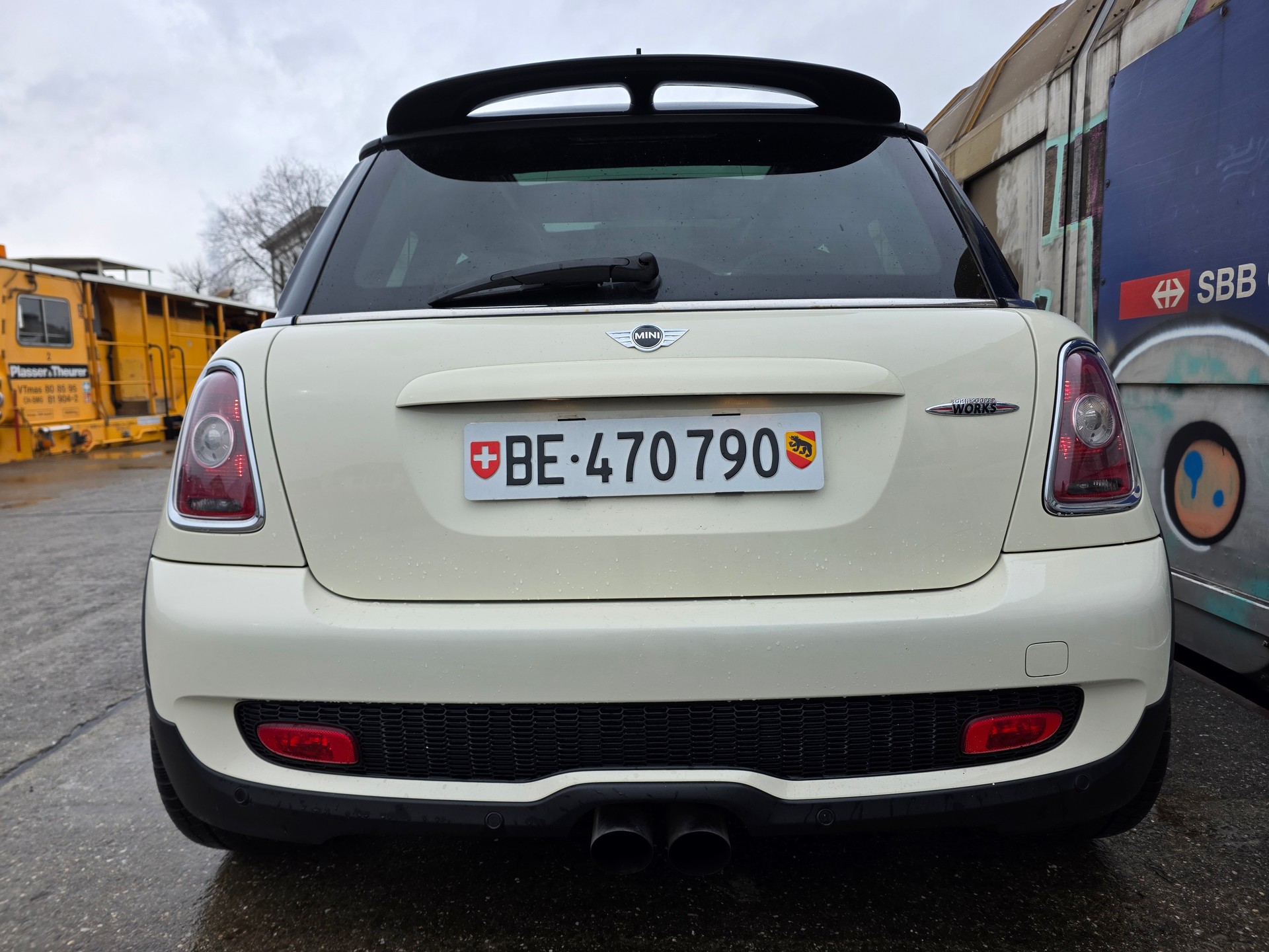 MINI Cooper John Cooper Works-image-14