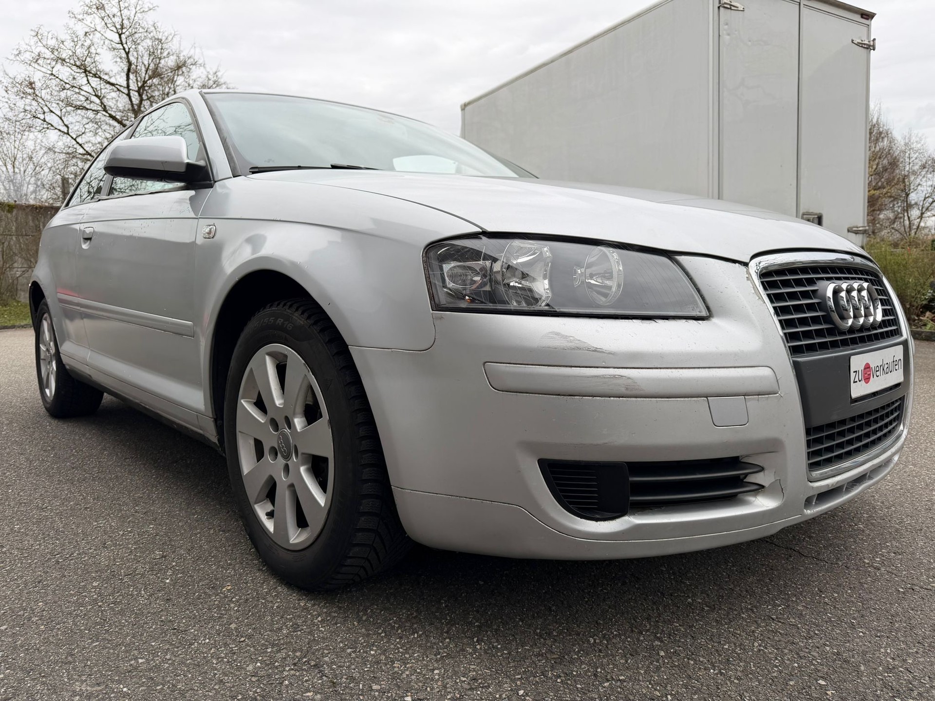 AUDI A3 Sportback 1.8 Turbo FSI Attraction-image-2