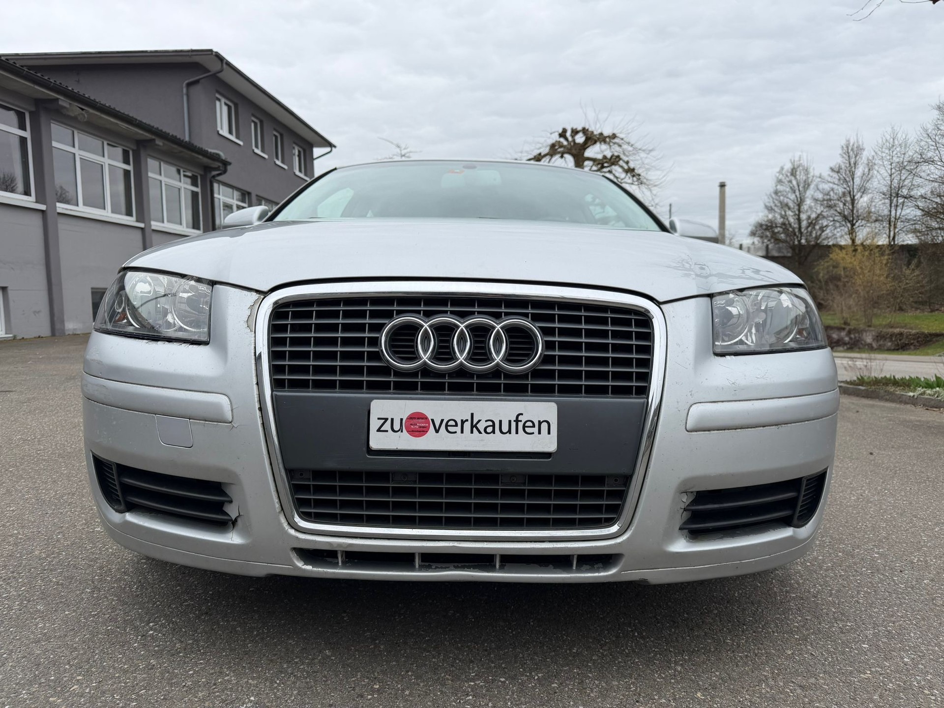 AUDI A3 Sportback 1.8 Turbo FSI Attraction-image-1