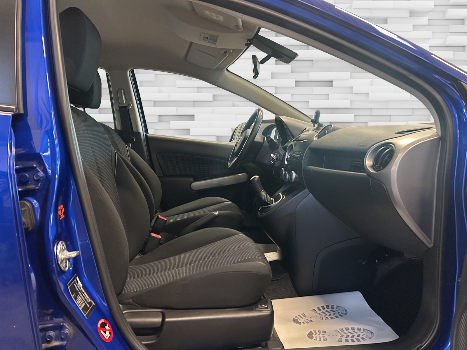 MAZDA 2 1.5i 16V Sport-image-8